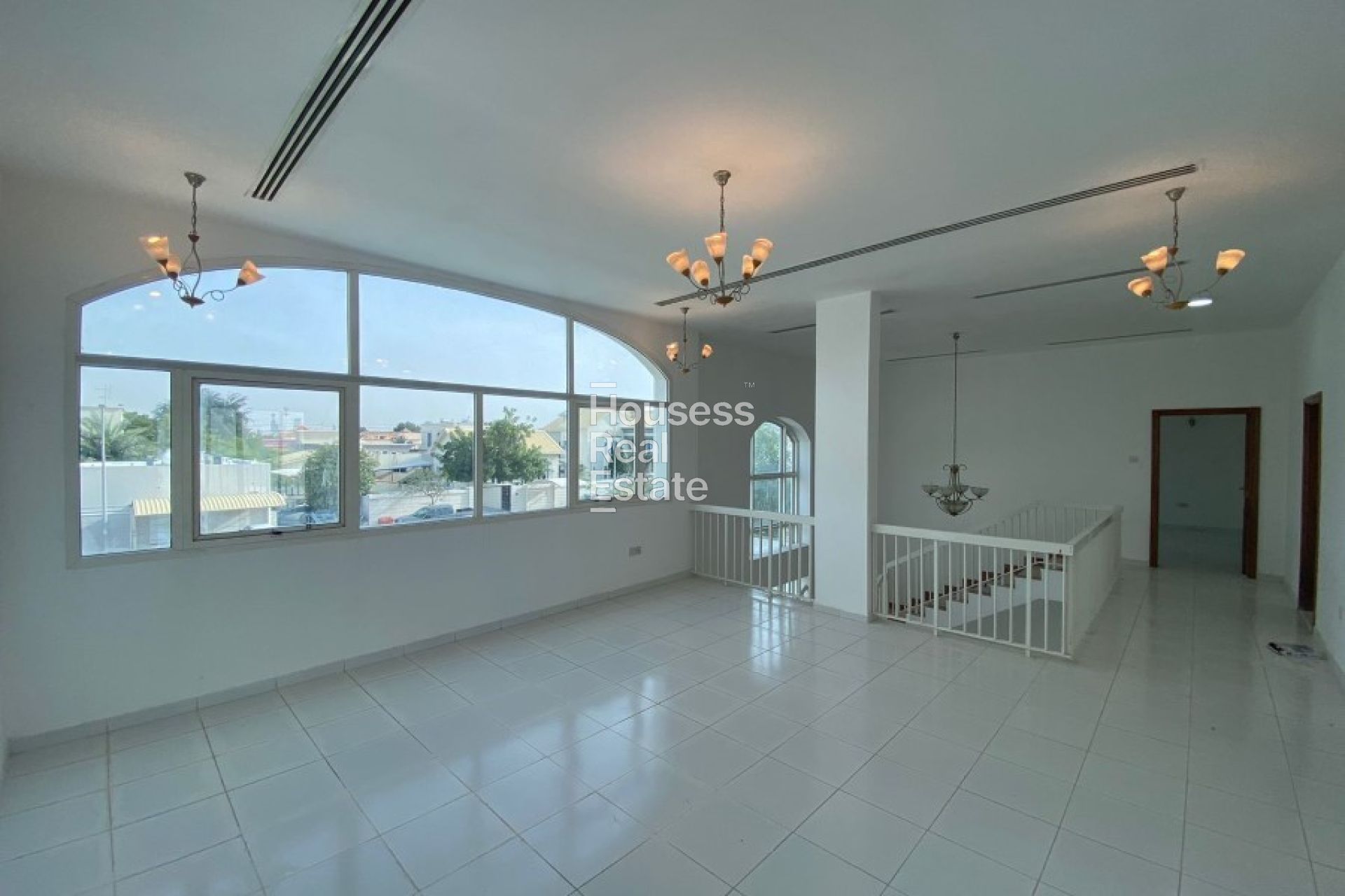 Huge 5BR | Maid Villa with Garden | Private Office