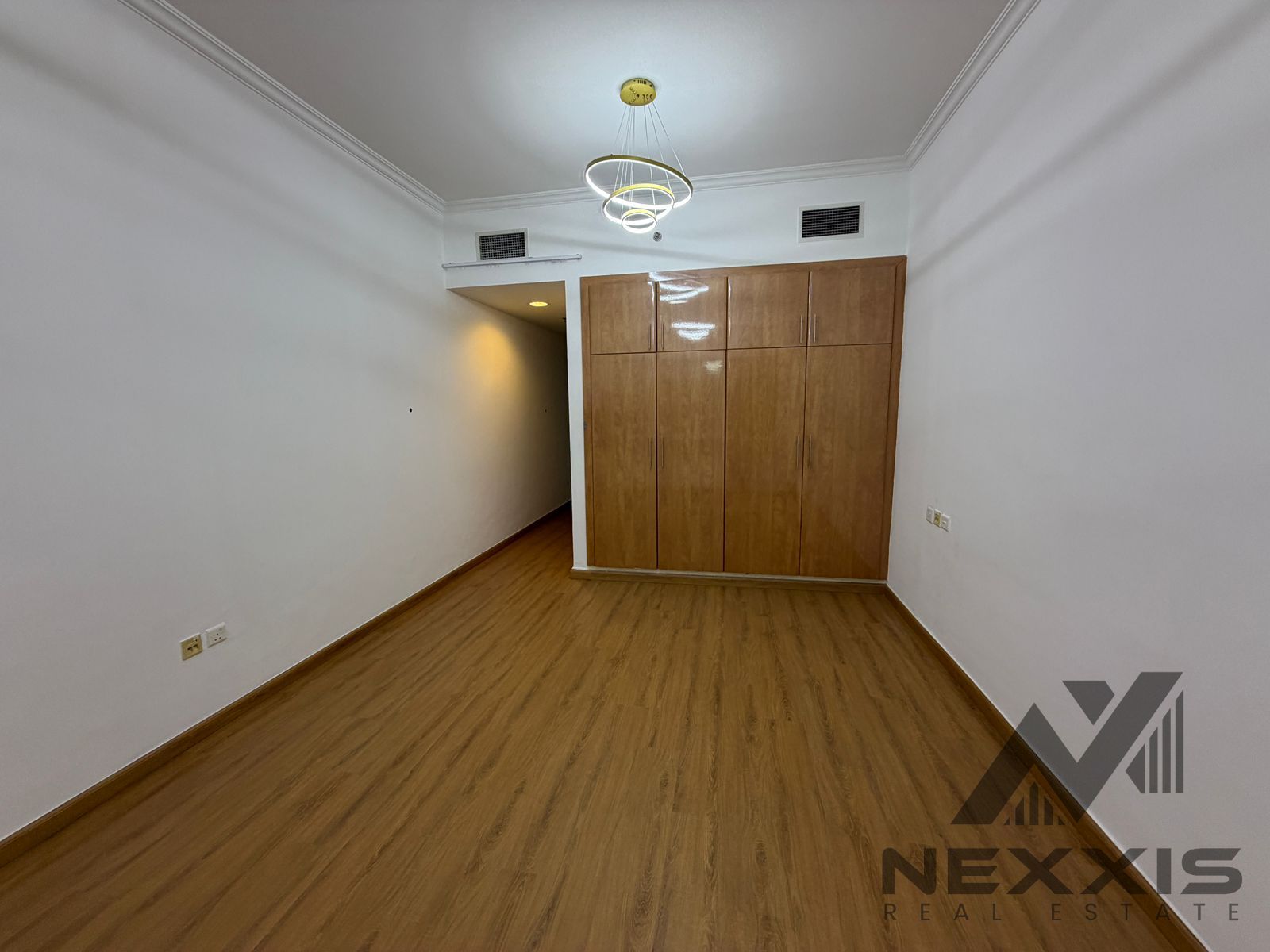 FURNISHED | HIGH FLOOR | INFRONT OF METRO| VACANT
