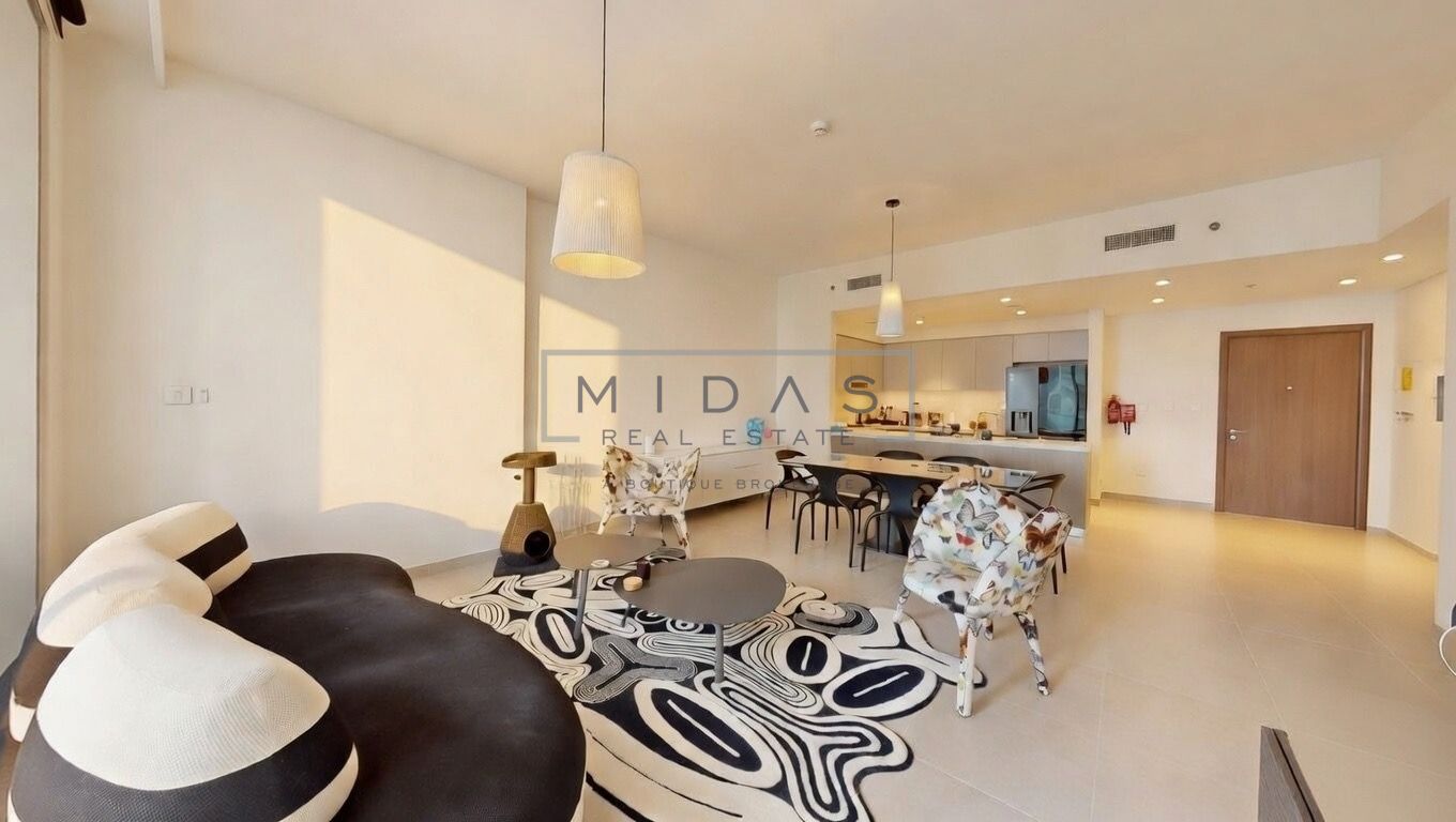 Large Layout | Opera District- Burj Khalifa View | Motivated Seller