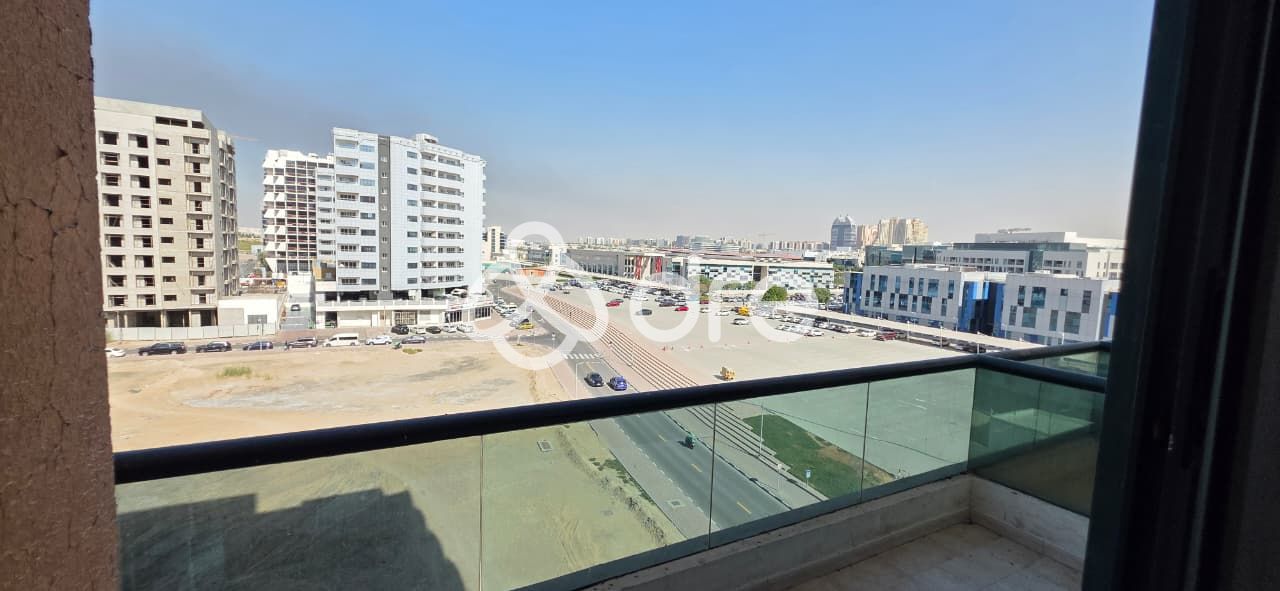 VACANT | PRIME LOCATING | OPEN VIEW