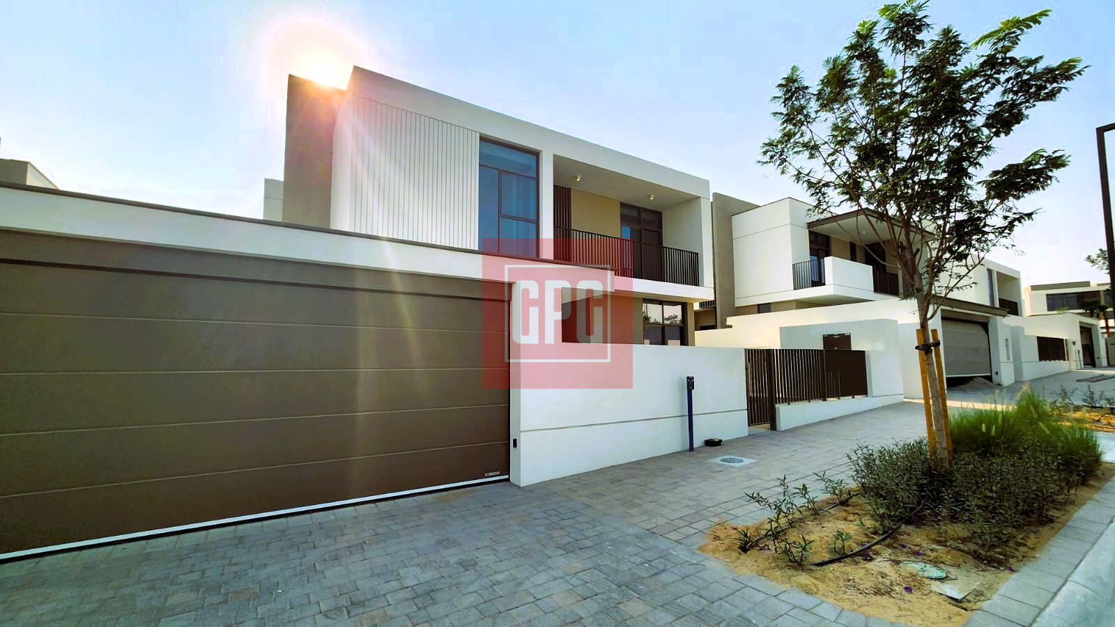 Urgent Sale | Single Row | 5BR Type B | Pool Park