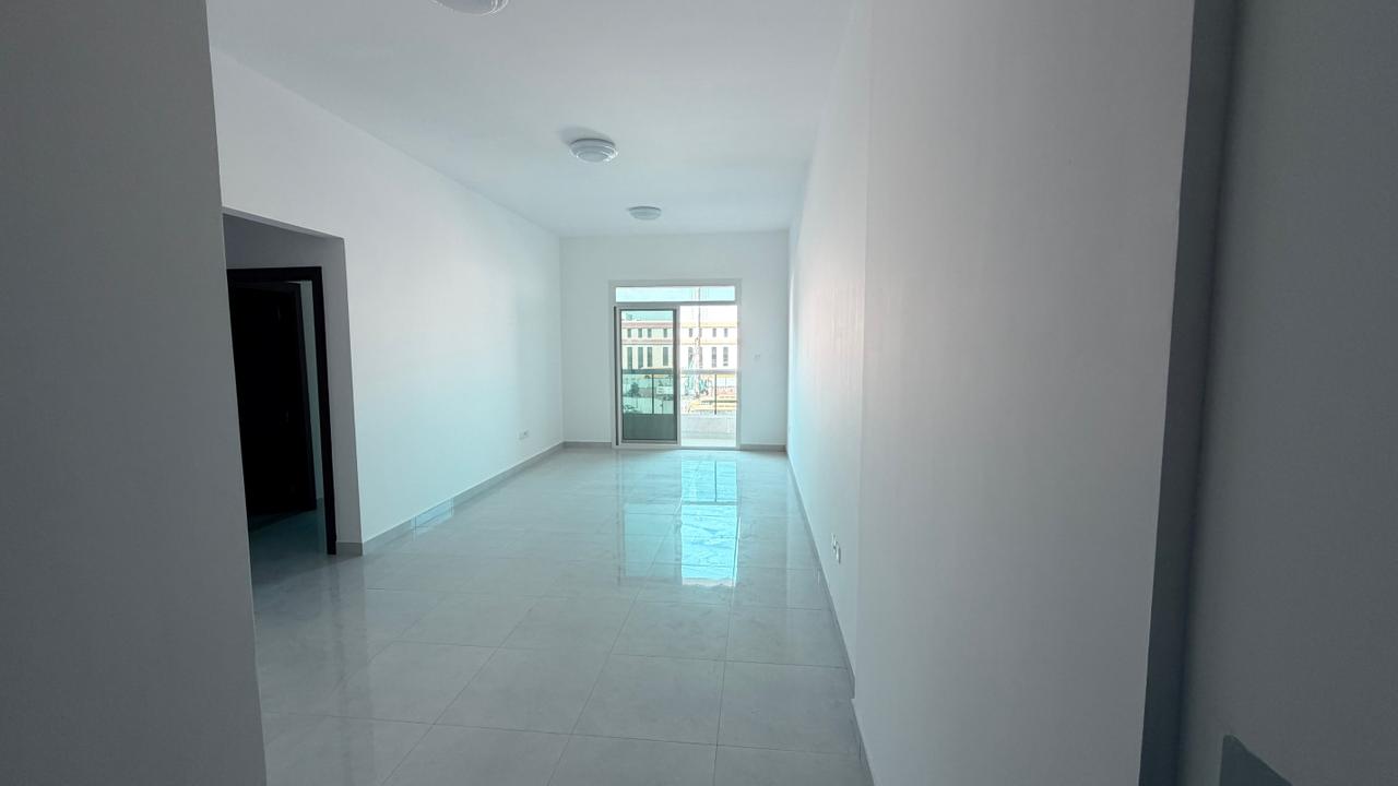A great opportunity to live in a new apartment with luxurious finishes and a prime location close to Nesto, the court and Ajman University, with a lux