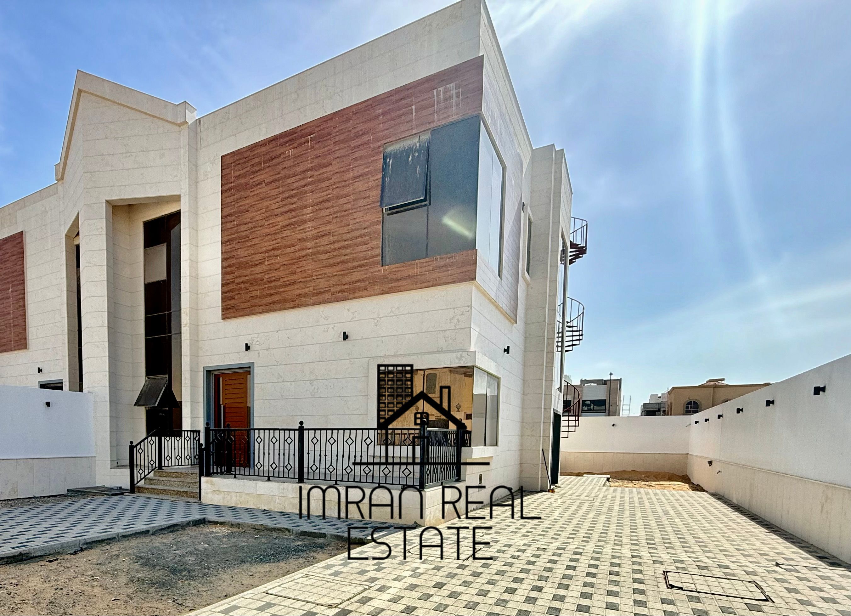 Bright & Spacious 4-BR Big Majlis | Balcony | Wardrobes | Well-Maintained Family Building Rent in Hoshi