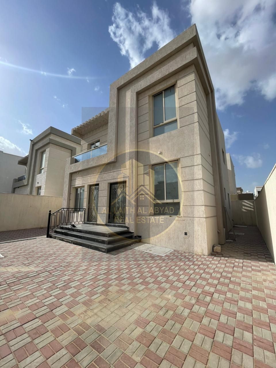 Two-floors villa for sale in Al Zahia, Ajman A golden opportunity to own the most affordable townhouse in Ajman at a great price and in an excellent