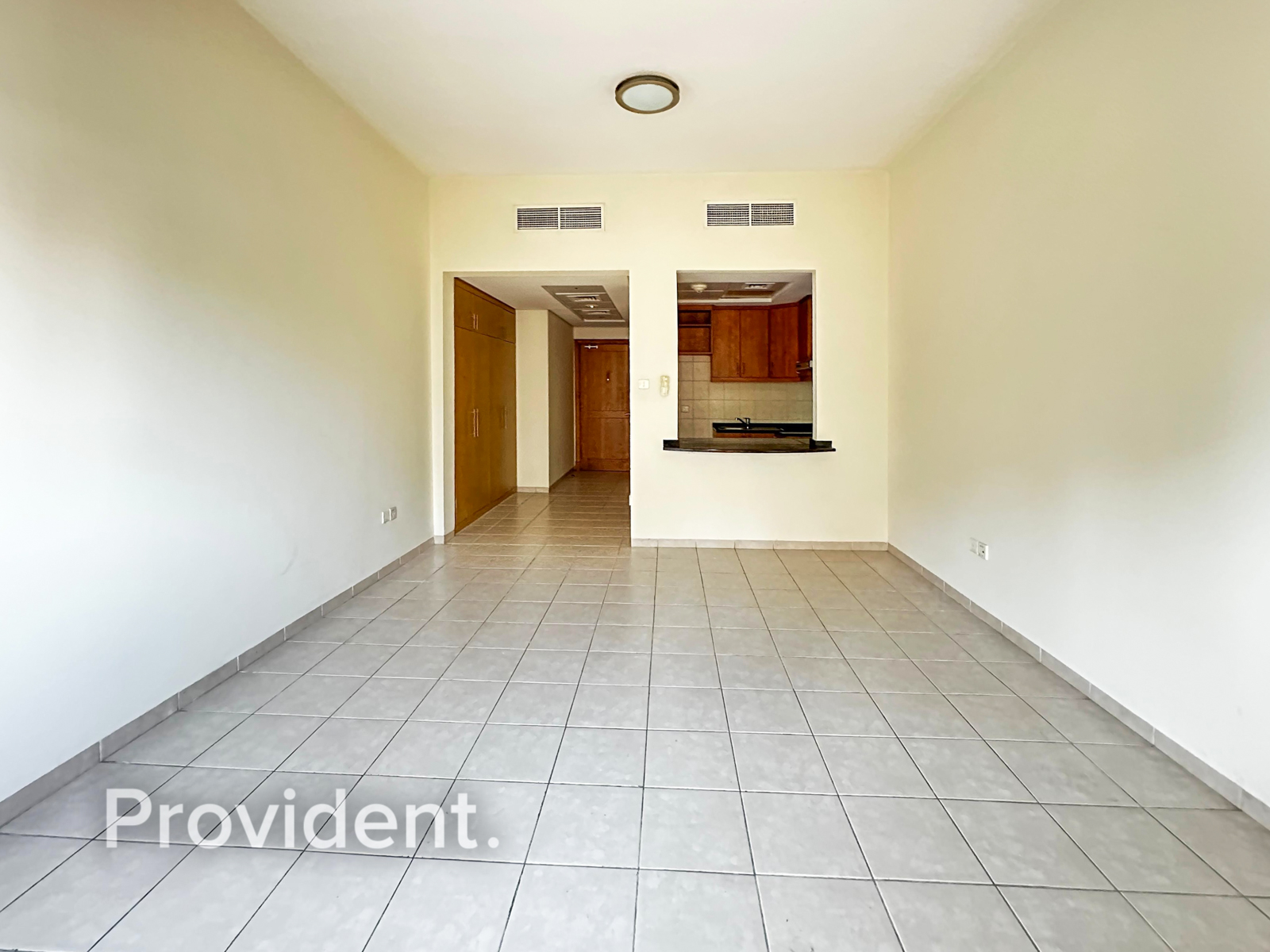 Vacant | Ready to Move | Near Metro