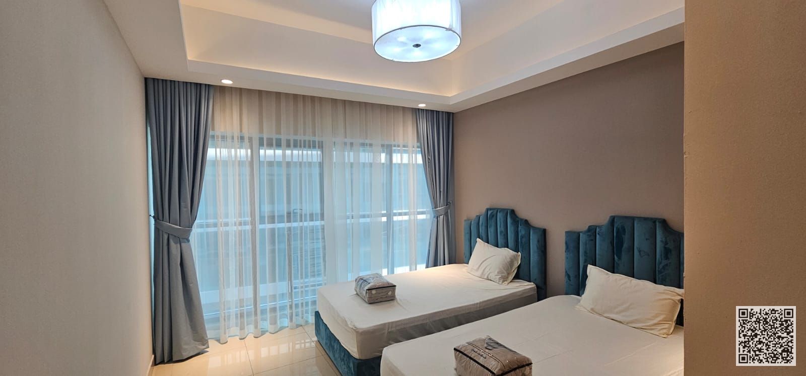 Luxurious furnished one-bedroom apartment with brand new furniture for monthly rent in Ajman - Al Rashidiya 1 - Gulf Towers