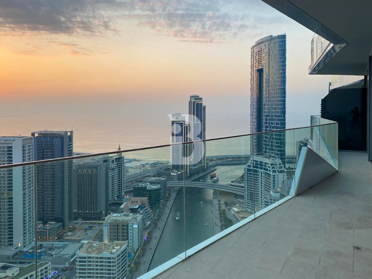 Sea View | Bright & Spacious | Vacant