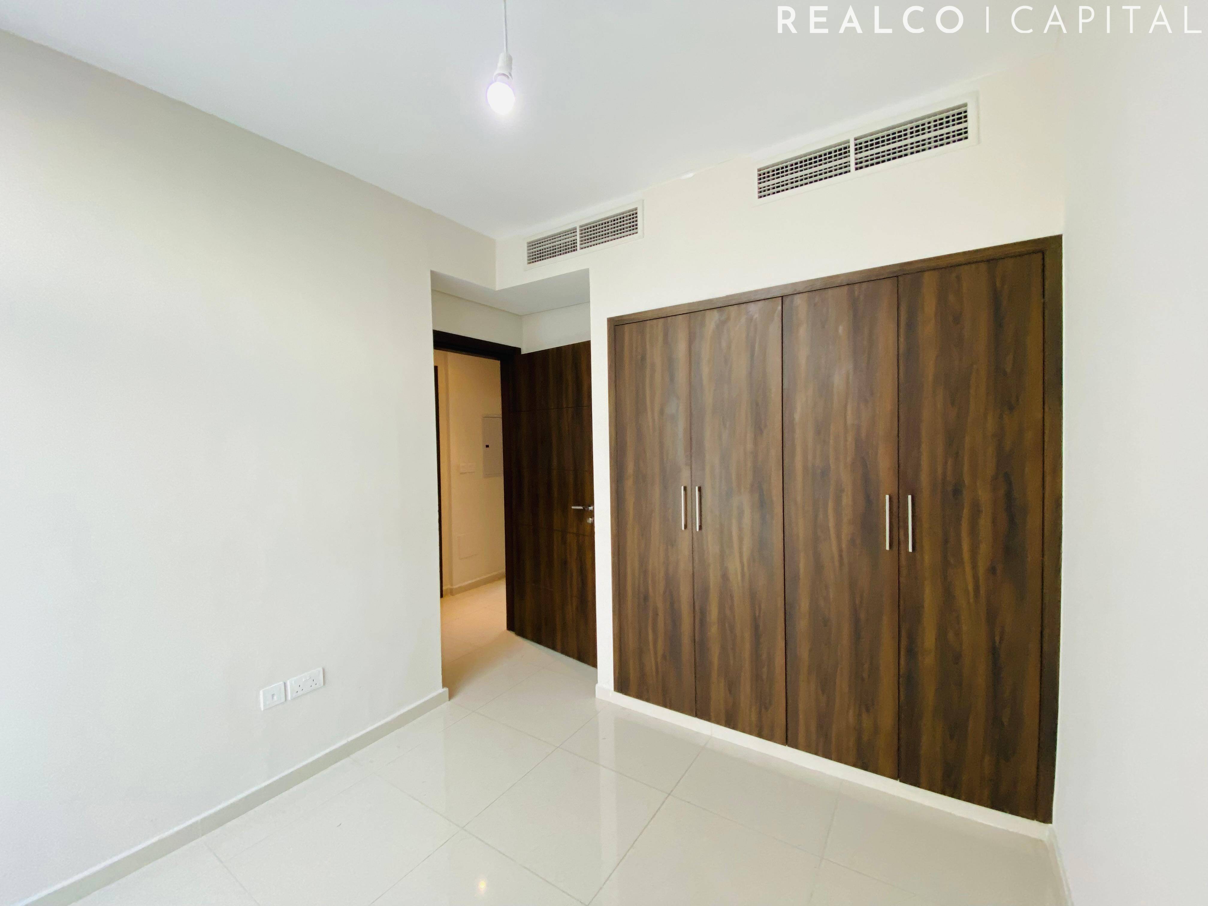 4 Bedroom Townhouse for Rent in Victoria Cluster, DAMAC Hills 2