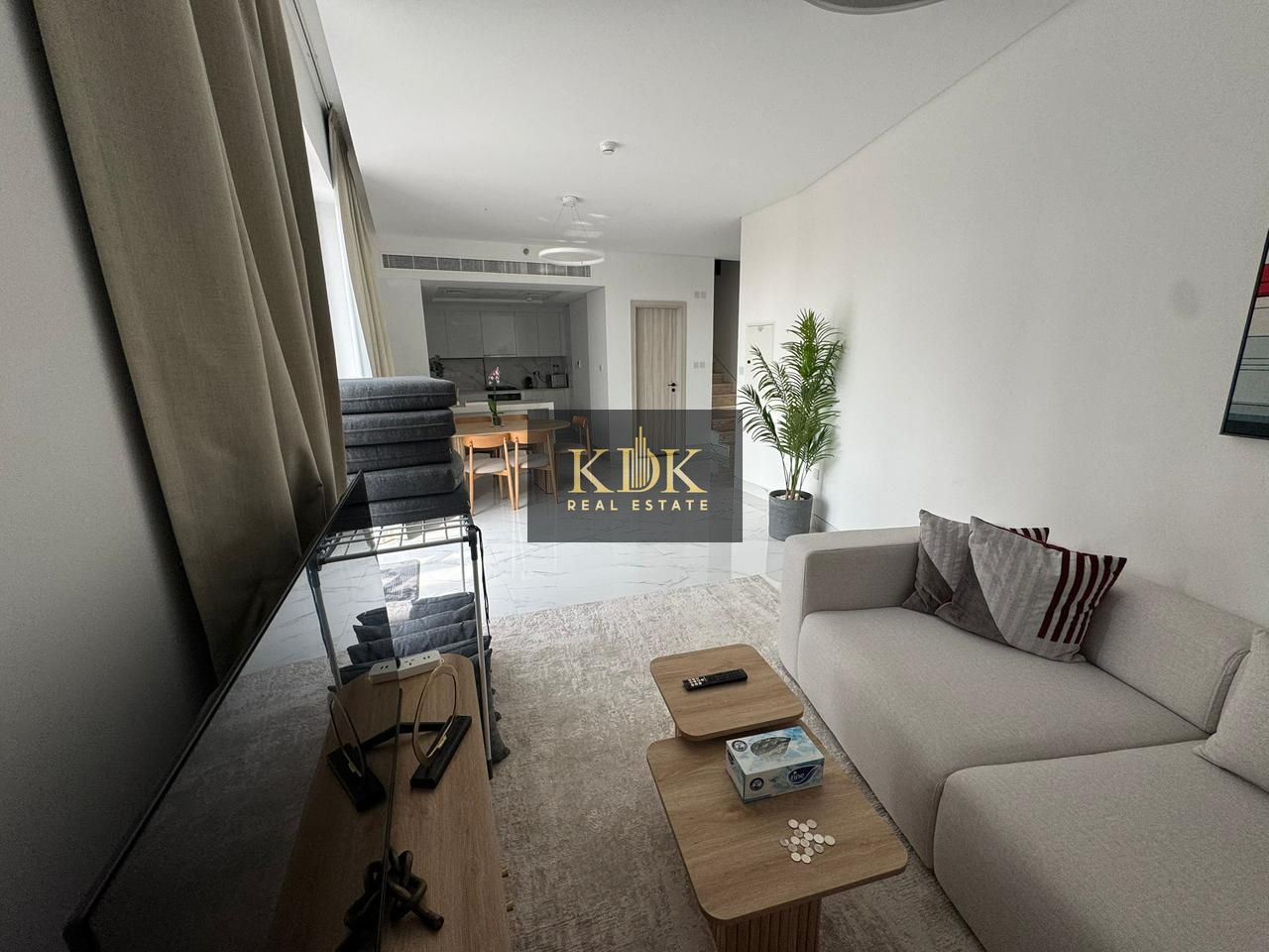 2 beds Duplex | Best Ammenities | Park & Road View