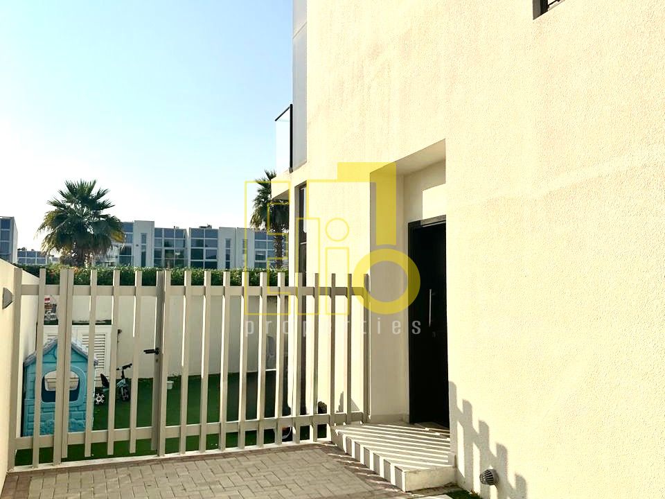 Unique Unit | Unfurnished | Spacious I Vacant