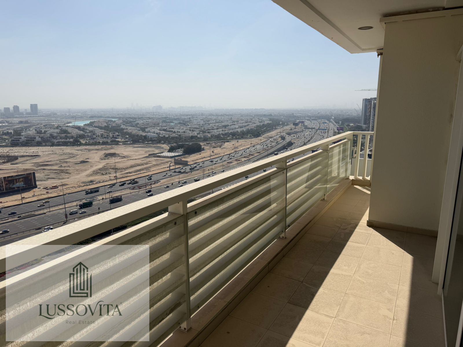 Spacious 2 BR | Prime Location | Vacant