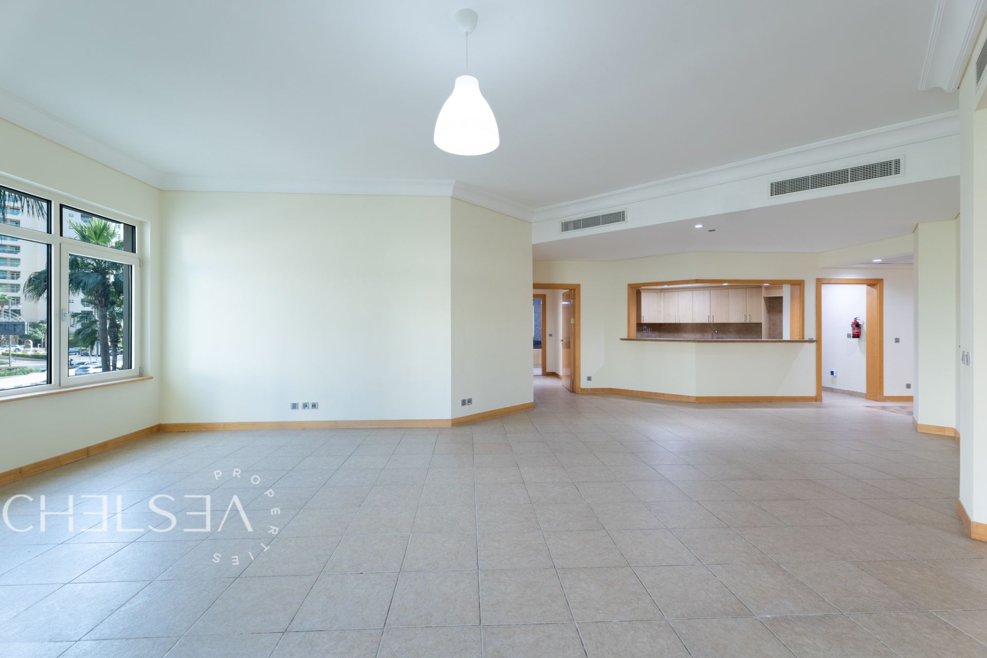 PARK VIEW | WELL-MAINTAINED | VACANT ON TRANSFER