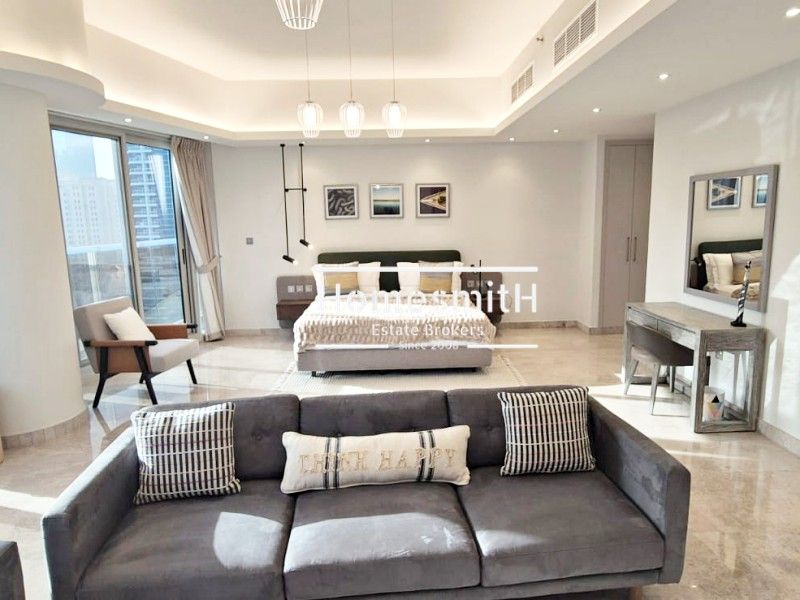 Penthouse | Bills Included | Marina View| Vacant