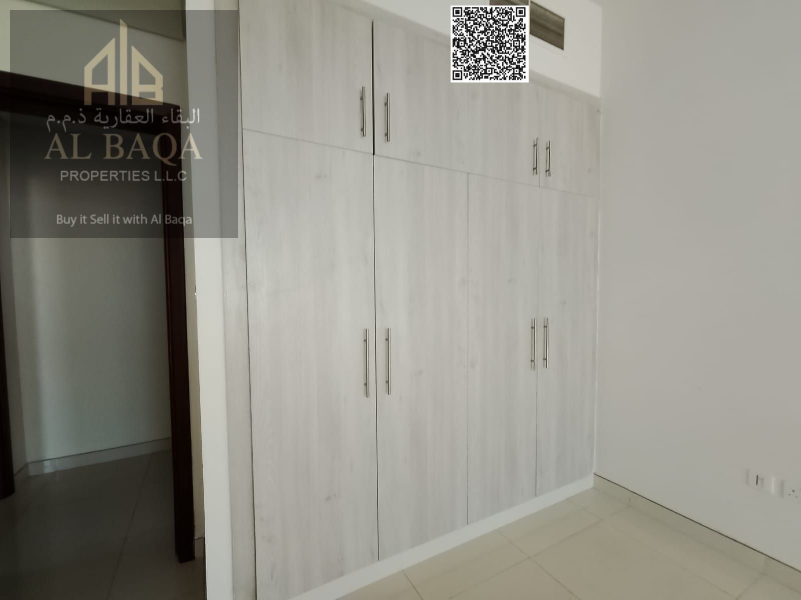 2 BHK ||| BIG APARTMENT ||| MASTER BEDROOM ||| 02 Or 03 WASHROOM ||| 01 BIG BALCONY ||| FOR FAMILY ||| NEAR TO SAFEER MALL || SEA VIEW + PARKING