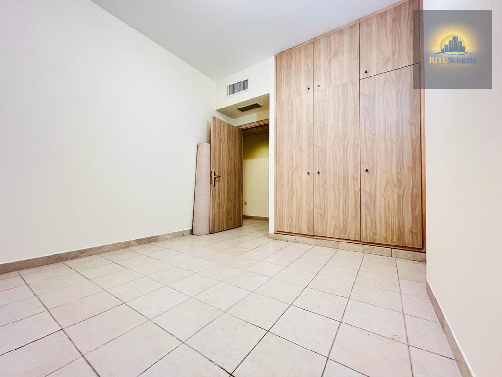 2BHK Apartment for Rent – Comfortable Family Living - Easy Parking Access