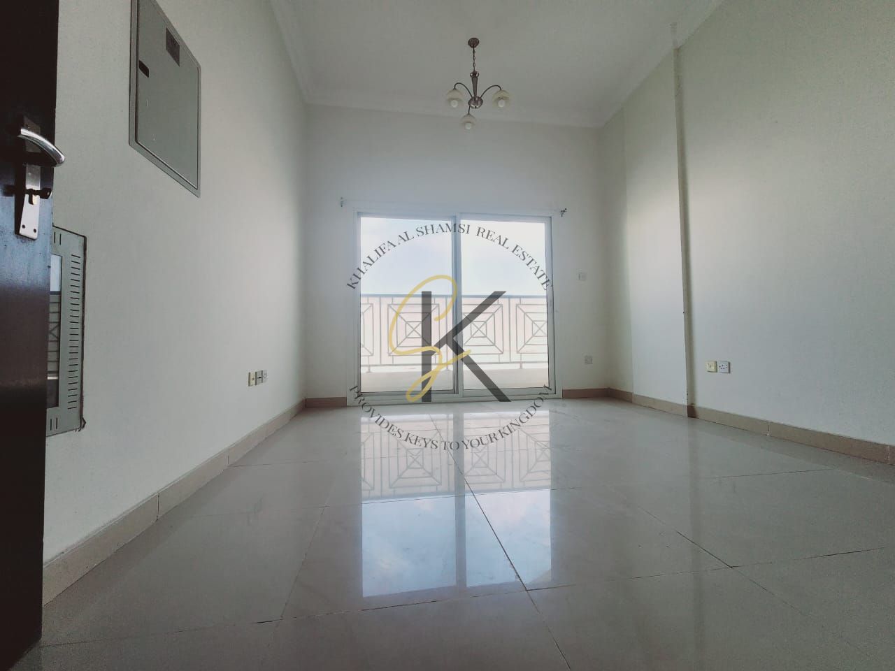 1bhk Specious prime location park view charming living for rent in Muwaileh sharjah full faimly building