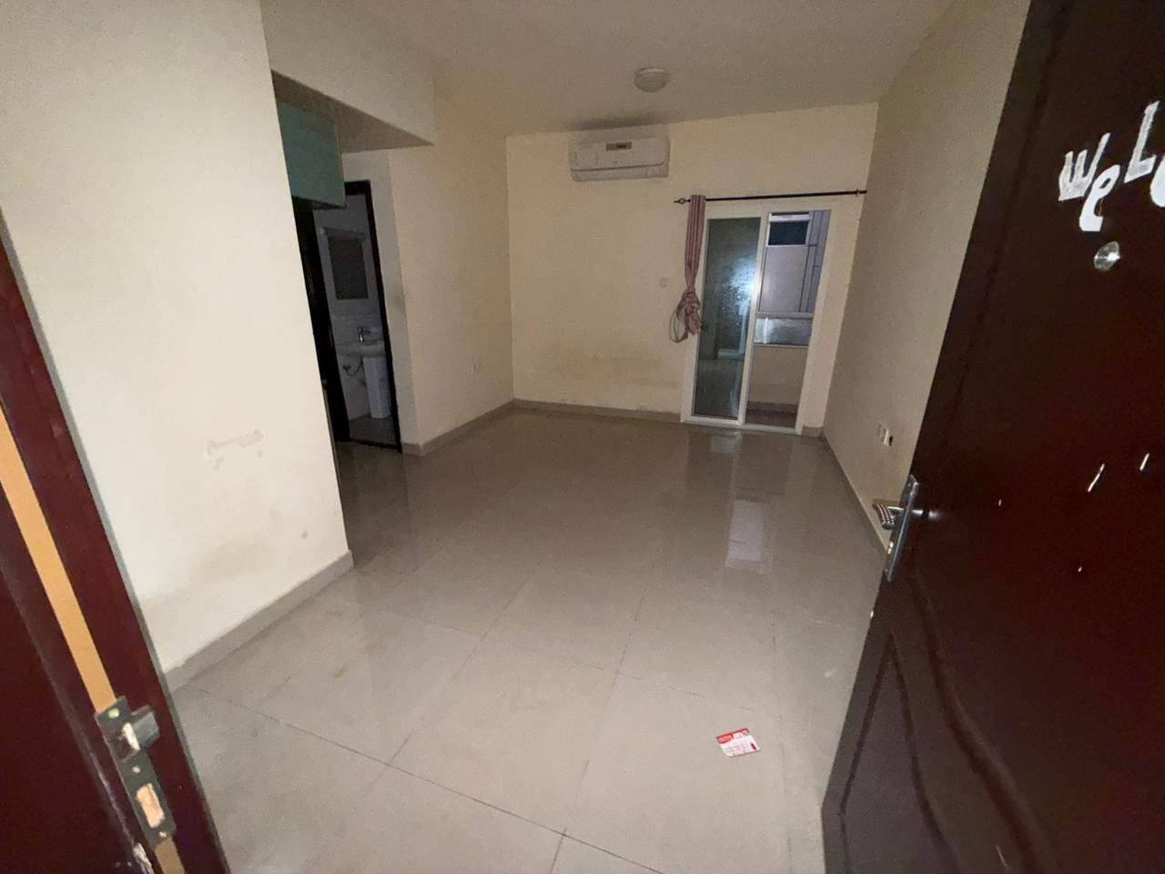 Spacious Studio (2nd Tenant) | Balcony + Semi-Separate Kitchen | Near University & Court | Al Hamidiya | 19K