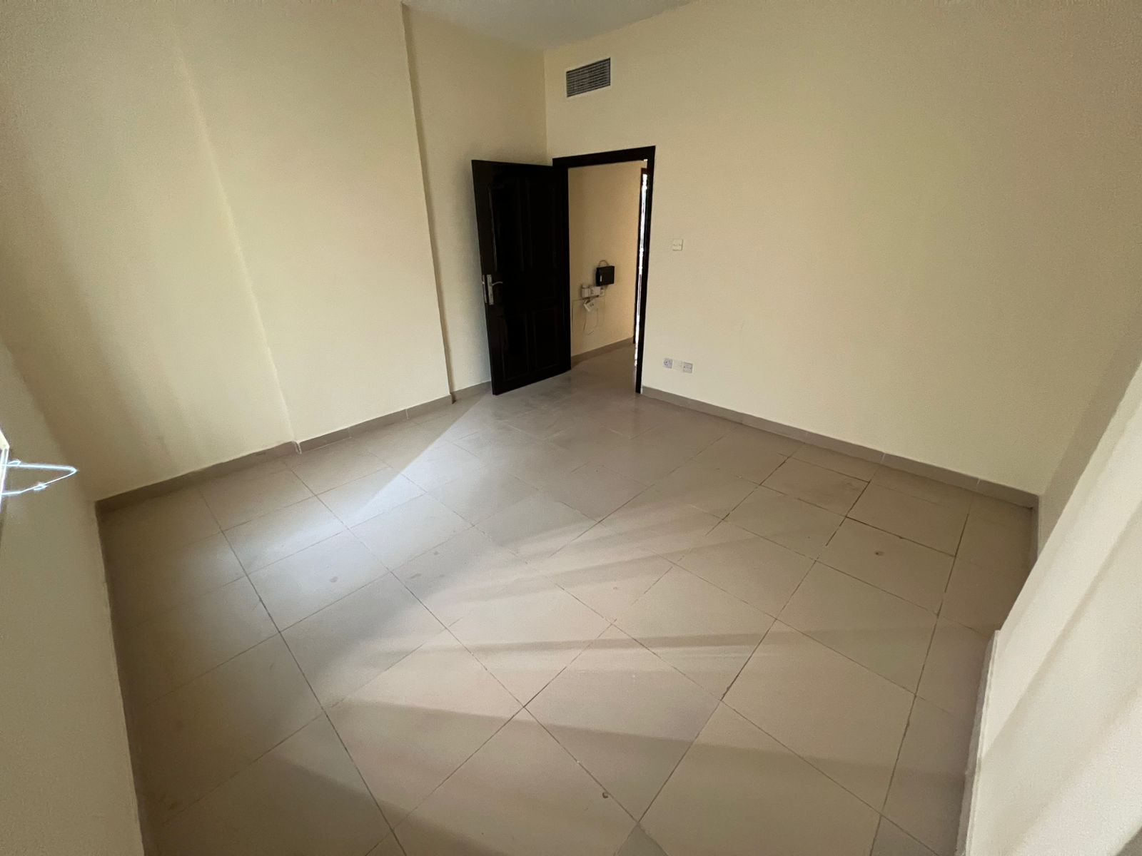 3 bedroom apartment for annual rent in Al Naeemiyah Ajman, 3 baths, excellent layout, near Al Hikma School