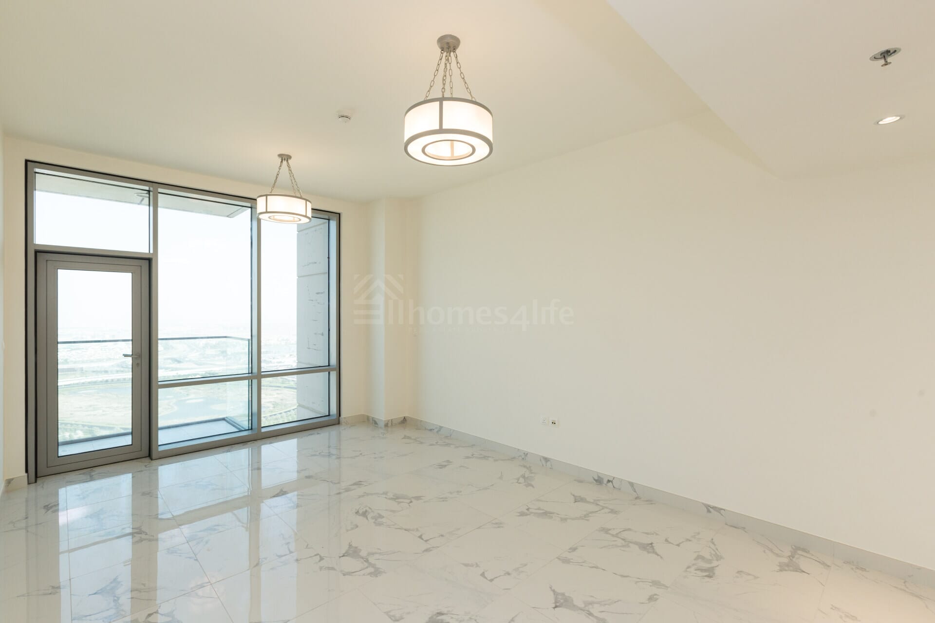 ON THE PARK | SINGLE ROW | LOWEST IN THE MARKET