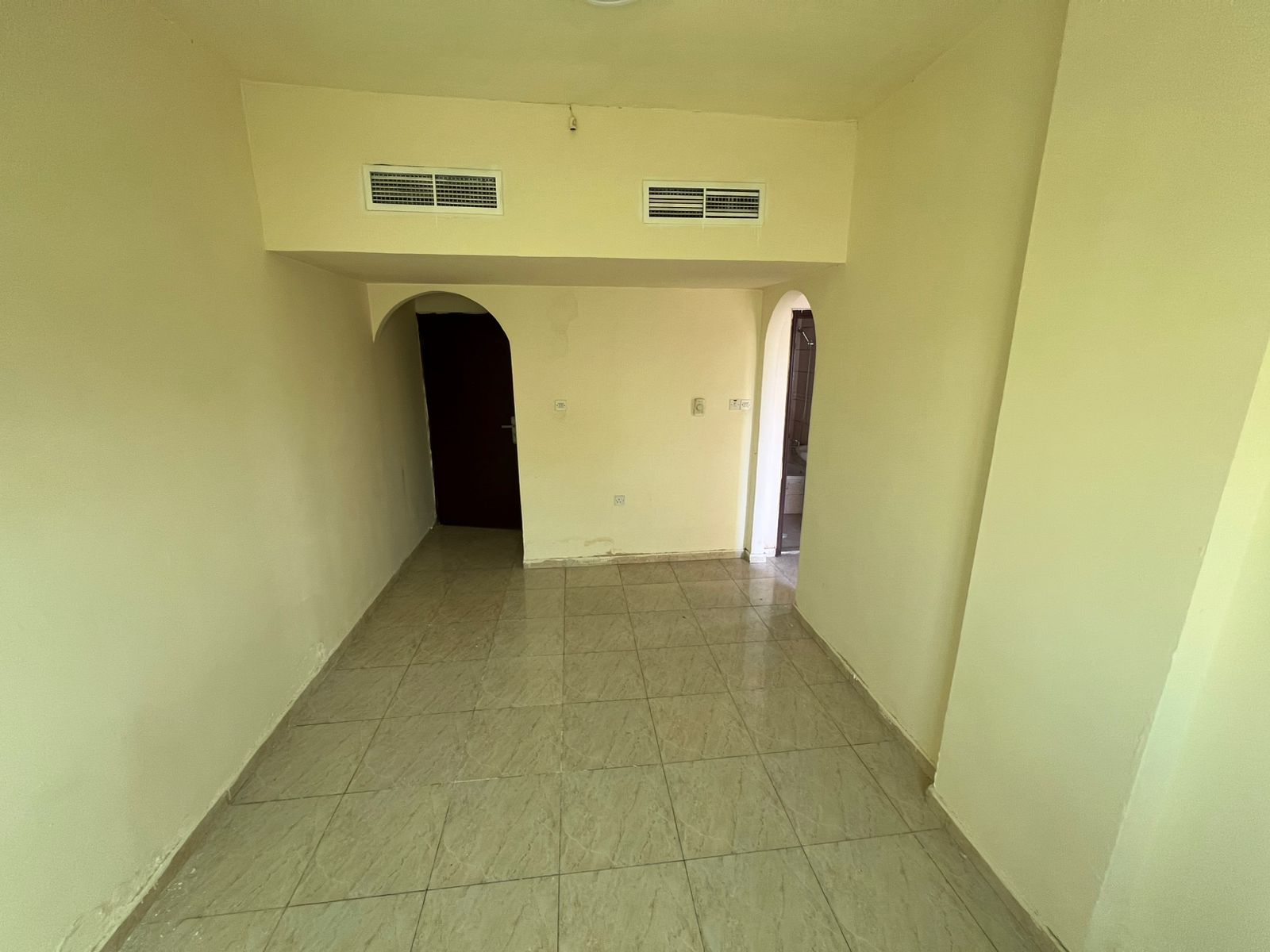 Lowest Priced 1BHK Apartment for Annual Rent – Al Naeemia 2 Ajman | Near Safeer Mall & Central AC