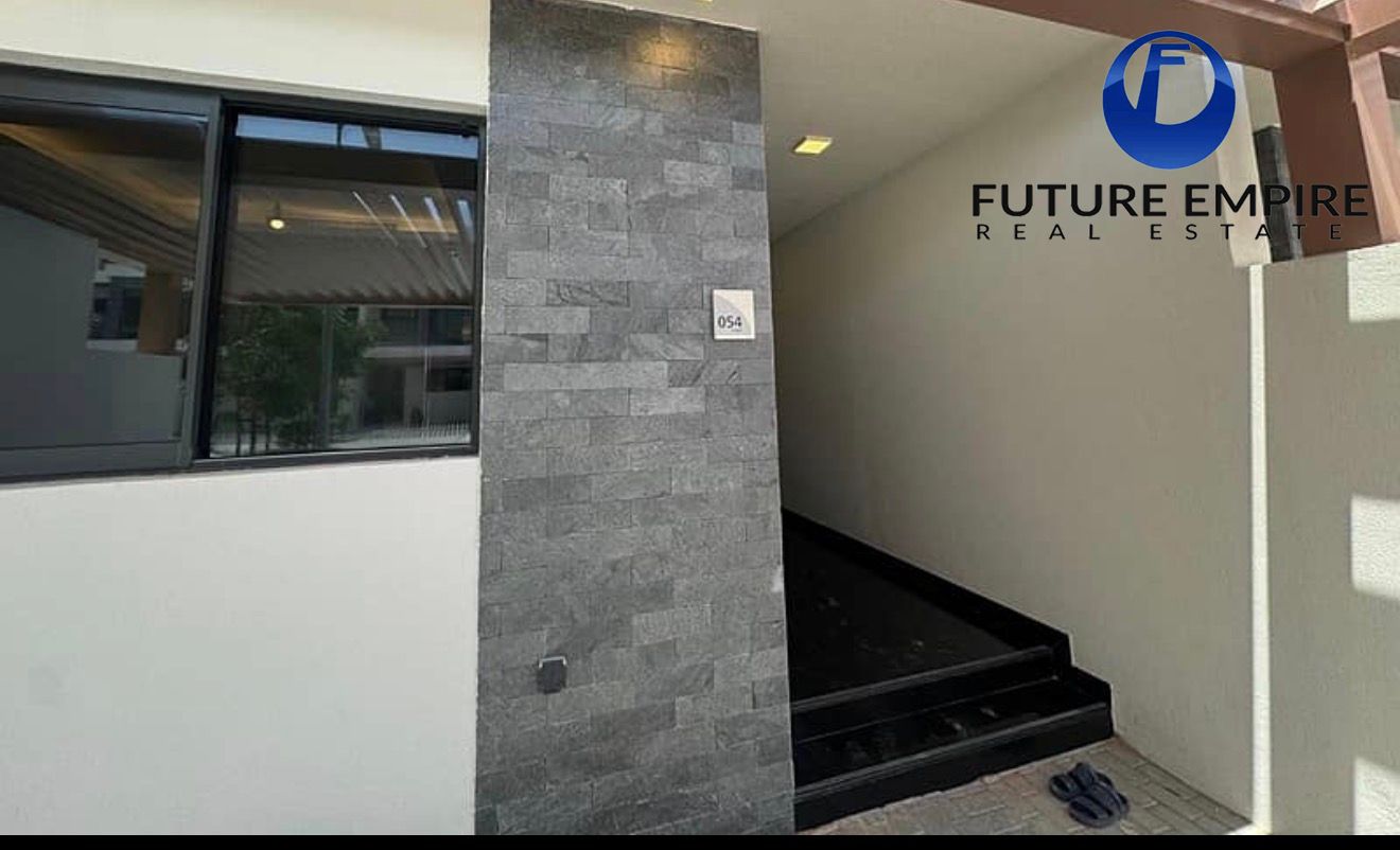 Elegant Living | Quality Finishes | Maid Ensuite| Multiple Units