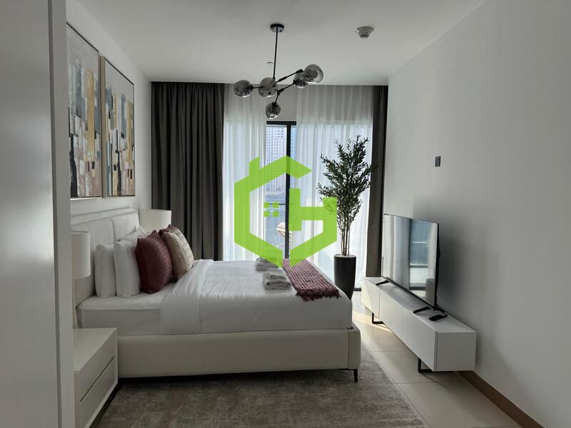 Marina Views | Luxury Living | Waterfront