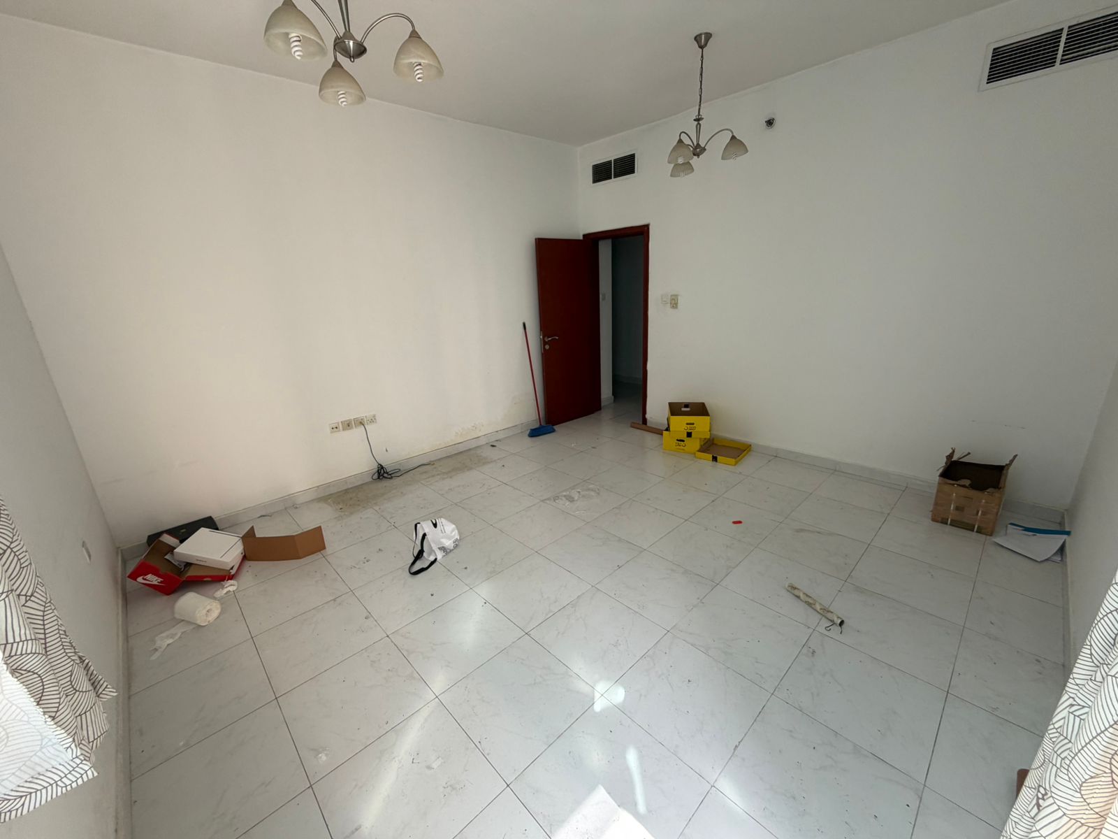 Private parking space inside the tower with a balcony offering an open view. Full maintenance included (owner's responsibility). Two bathrooms plus a