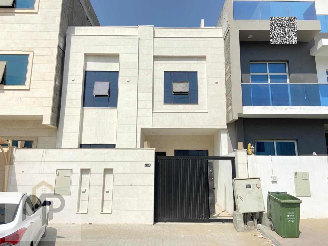 Villa for sale on the main street, ready to move in, in one of the most prestigious areas of Ajman. Freehold ownership for all nationalities.