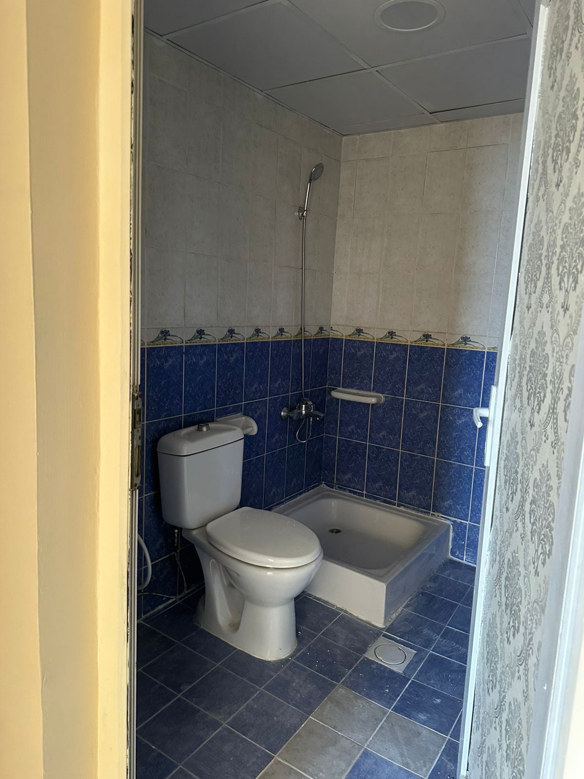 One bedroom and living room family occupancy