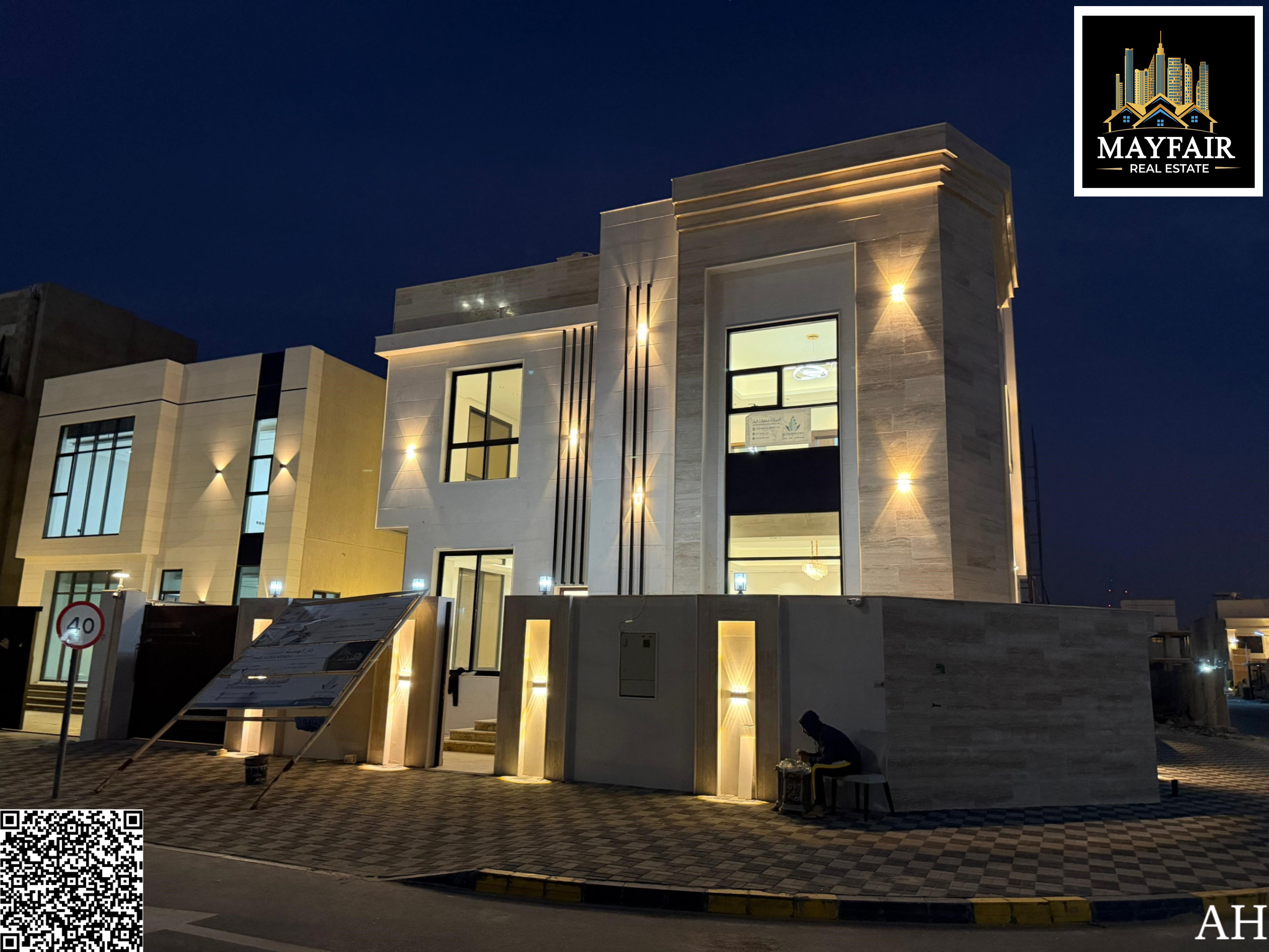 For sale: Corner villa in a prime location with excellent space, suitable for large families or investment, featuring high-end finishes and a practica