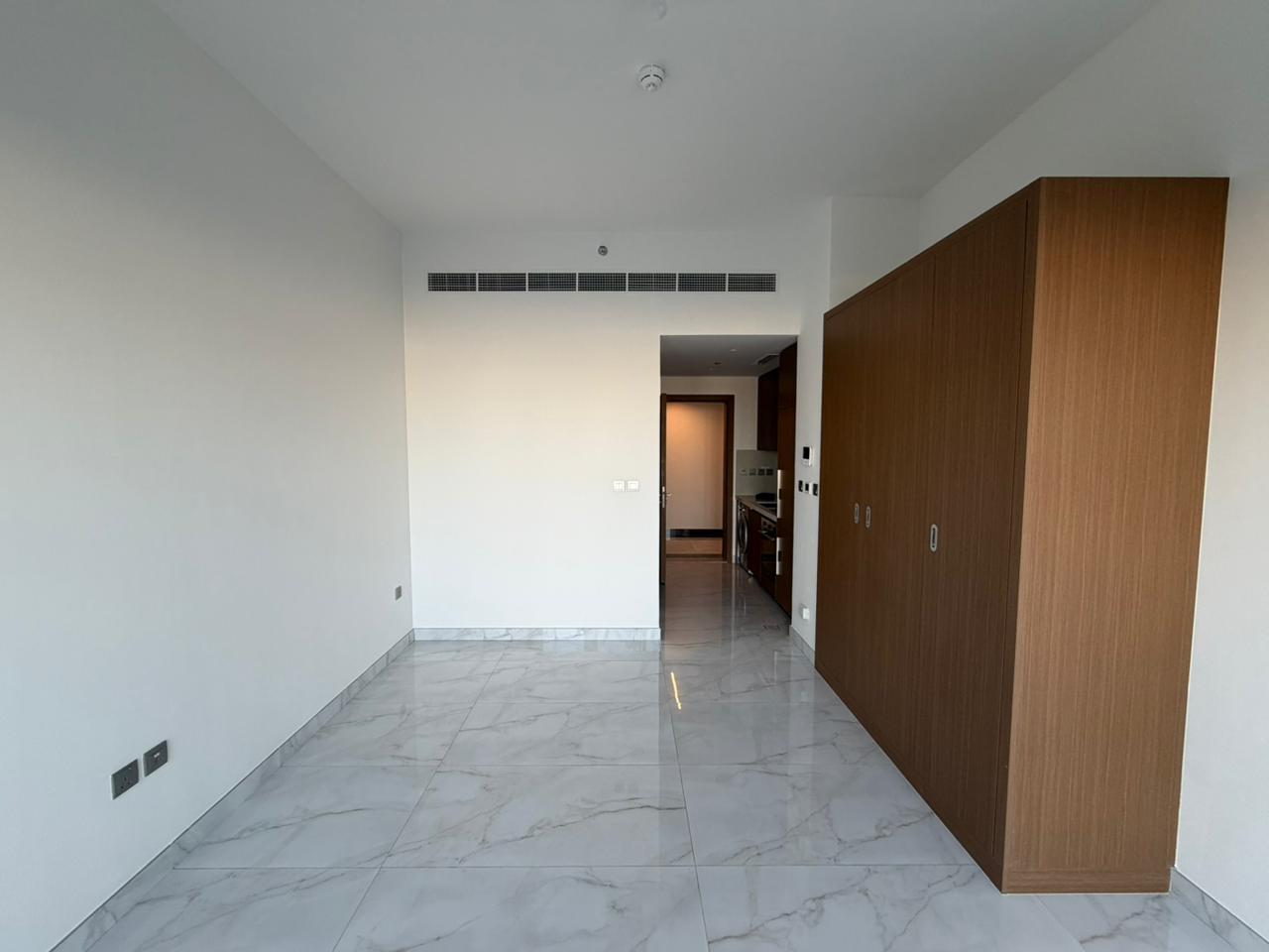 BRAND NEW STUDIO OVER LOOKING TO OPEN VIEW