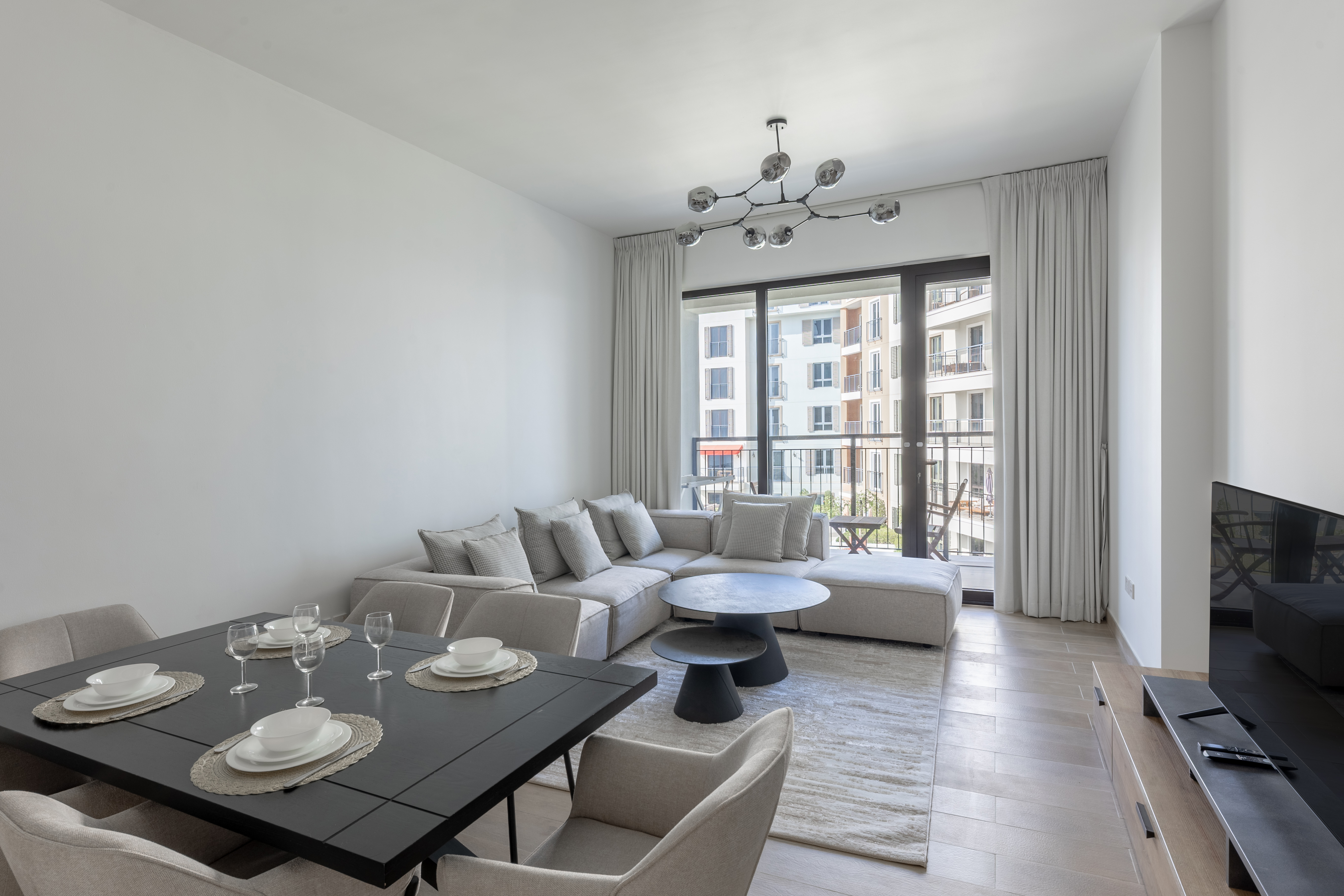 Fully furnished 2BR | Private beach access | Special price for quick move-in