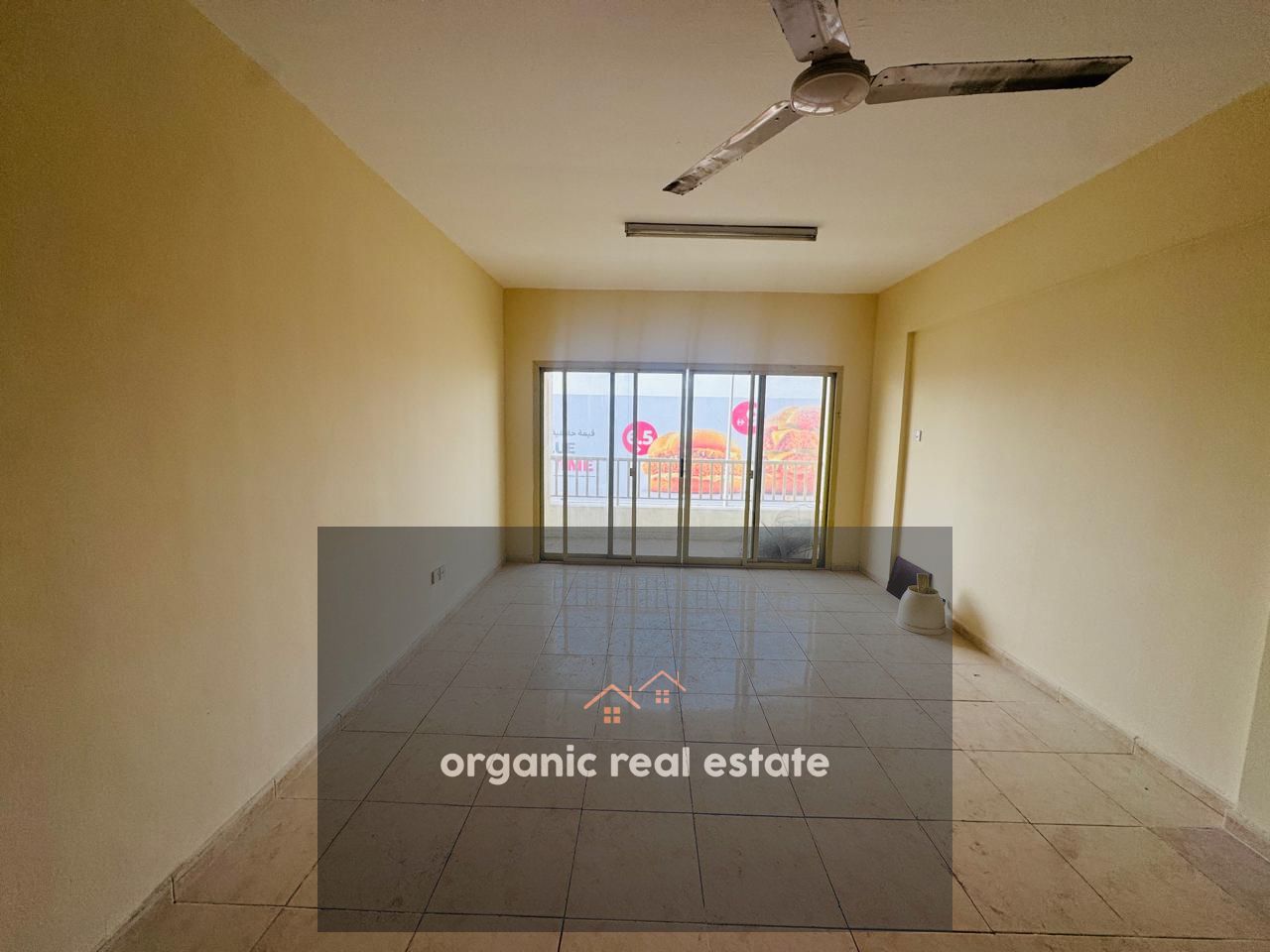 3 Bedroom With Balcony Open View In Al Majaz 3 Near To Park