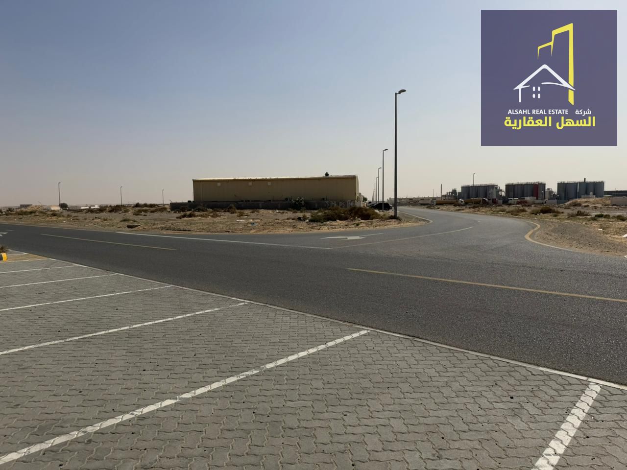 Commercial/Industrial Land for Sale in Sharjah - Al Sajaa Industrial Area Prime location on Street 36 and close to Emirates Road, fully equipped with