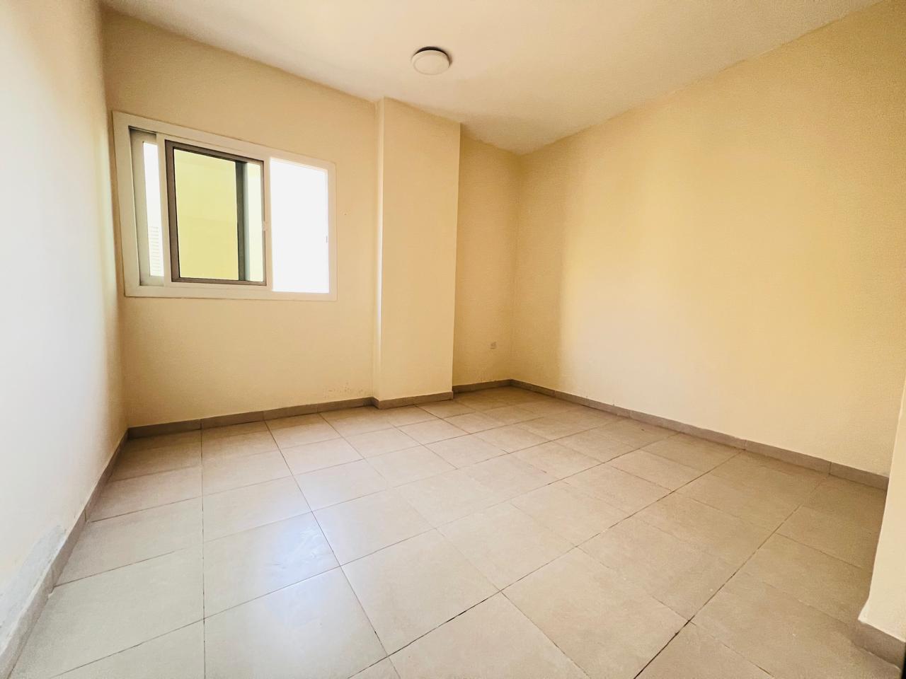Lavish 1bhkfull family building near in muwailah sharjah