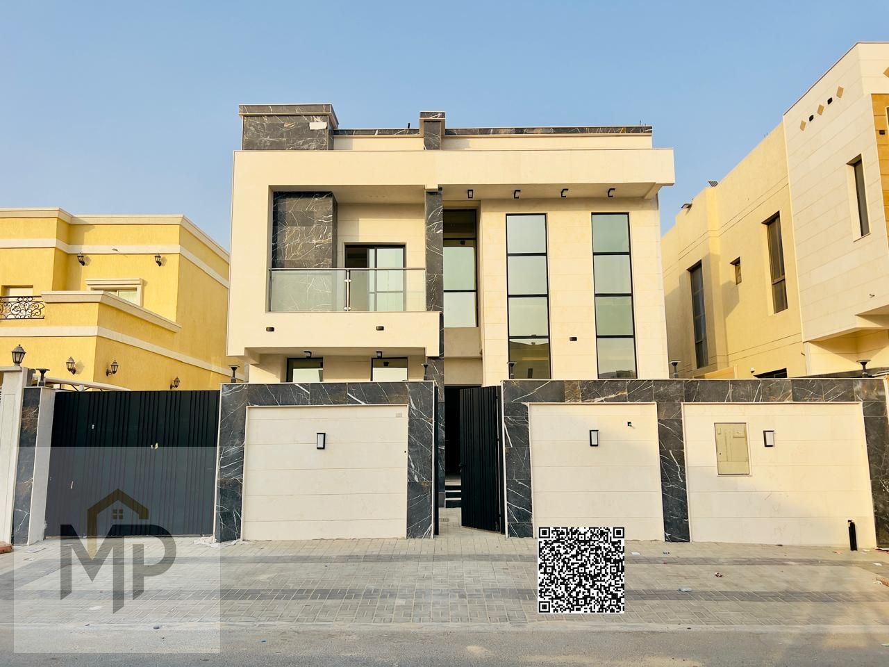 Your chance to own a ready-to-move-in villa near amenities, with an elegant design and close to the mosque.