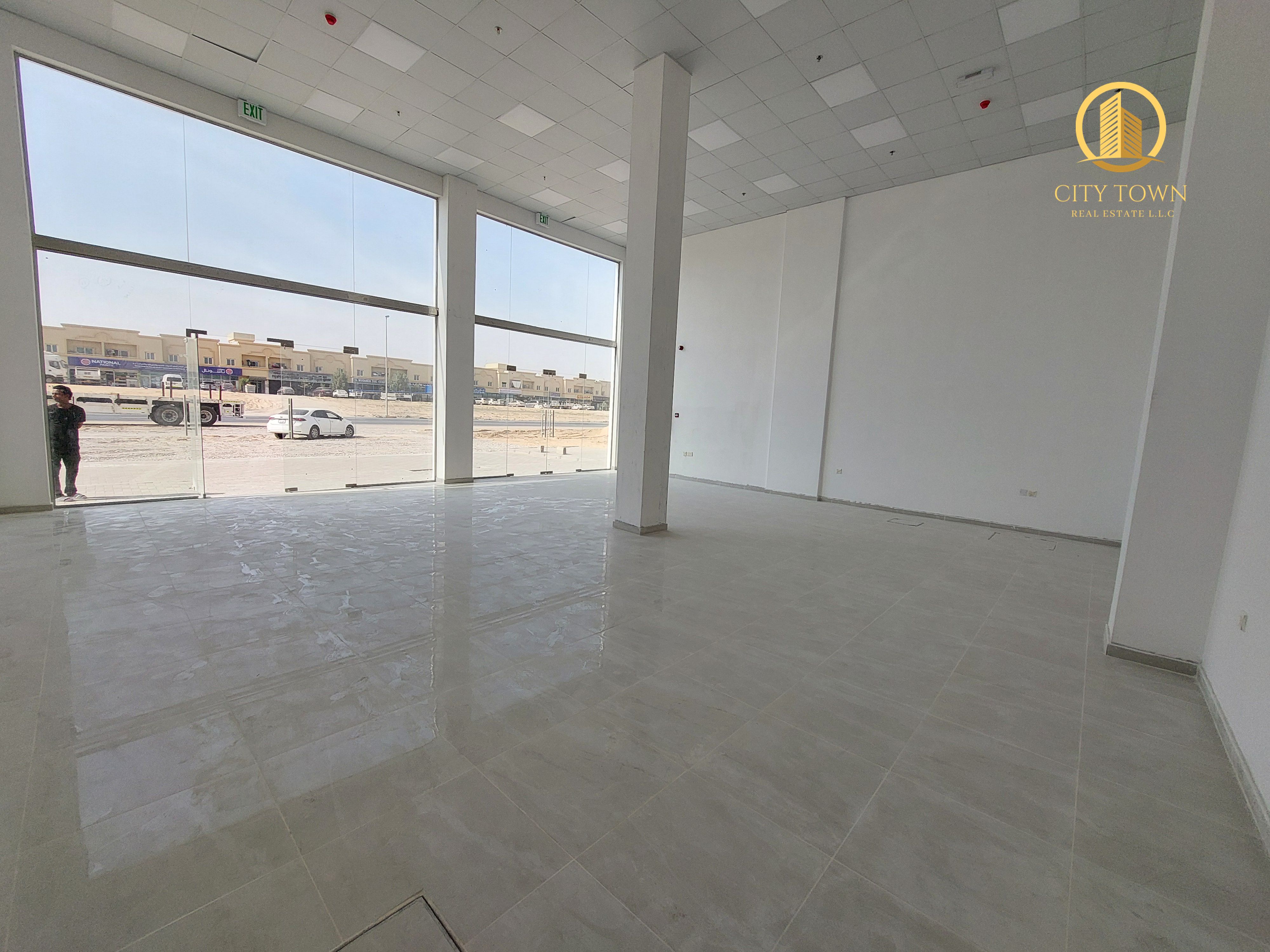 Spacious brand new shop with double door in al sajja area sharjah