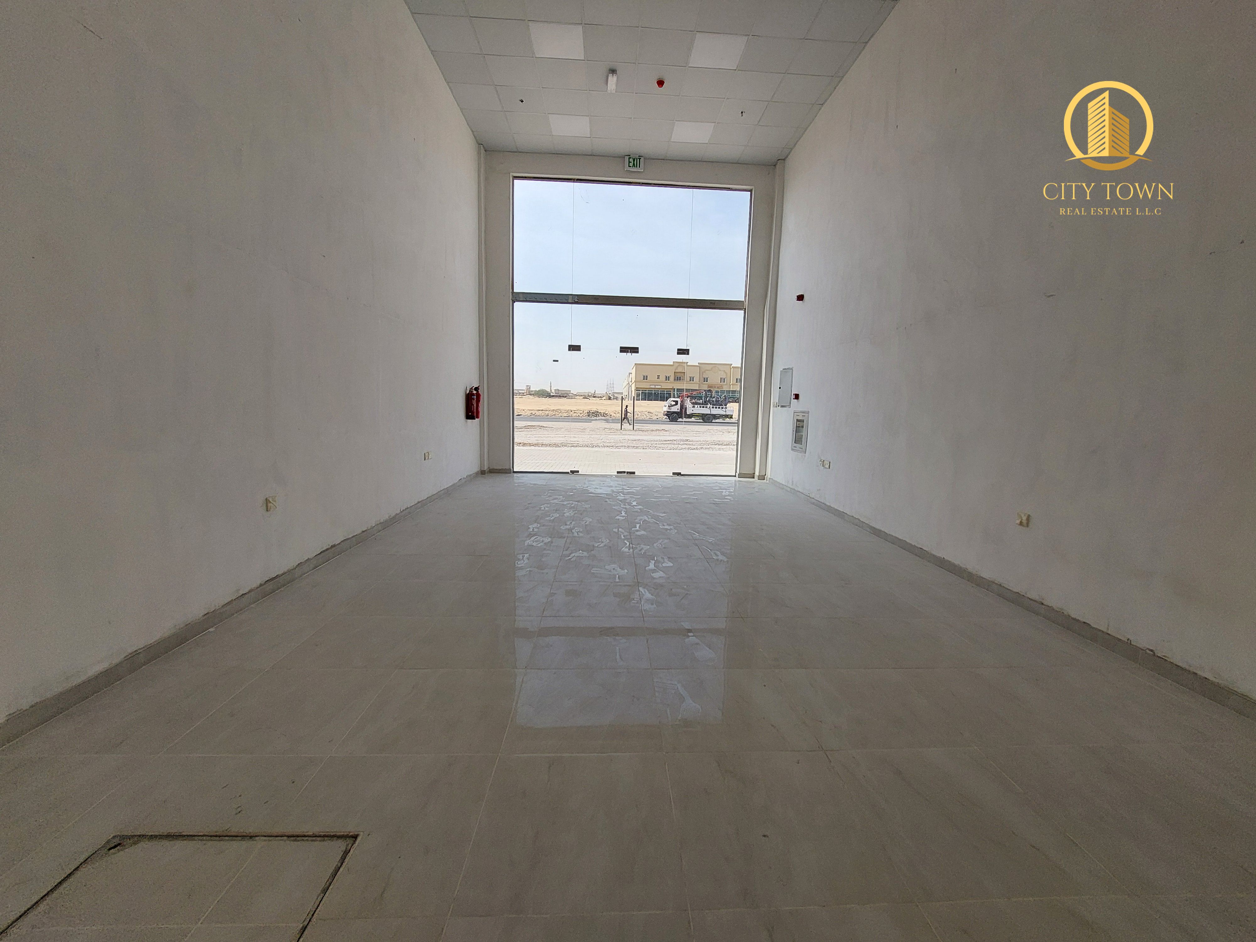Spacious brand new shop in al sajja area sharjah