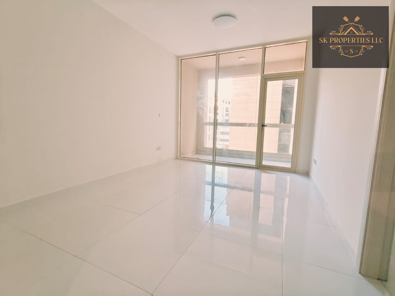 Spacious Unfurnished 1 BHK with Gym & Pool Access for Rent | 800 Sqft | Modern Living | Muwaileh Commercial – Sharjah