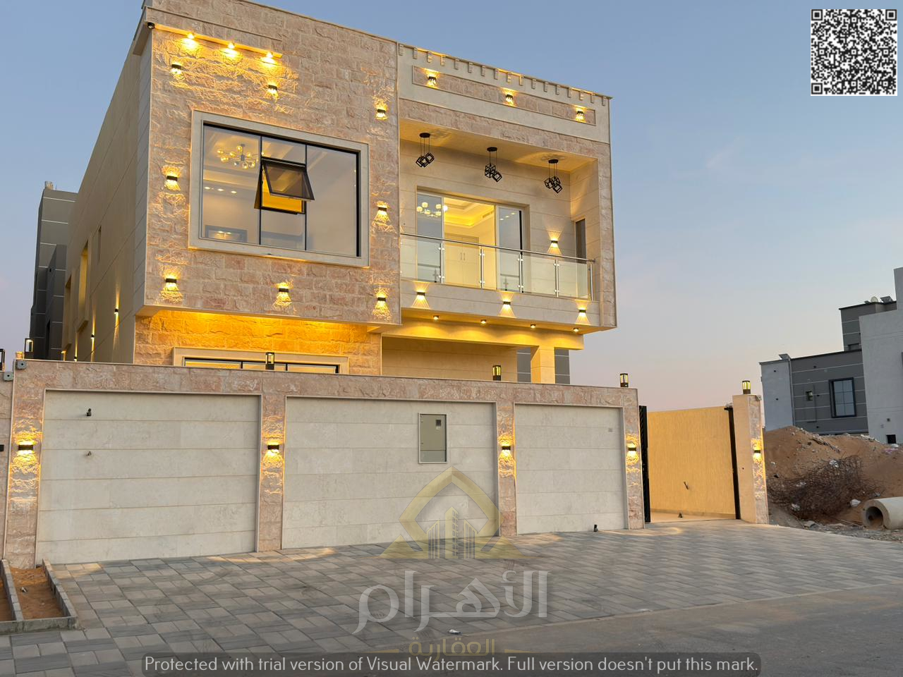 Luxury G+2 villa - 3700 sq ft built-up area - 6 master bedrooms, behind a garden in Ajman, including registration fees and freehold ownership