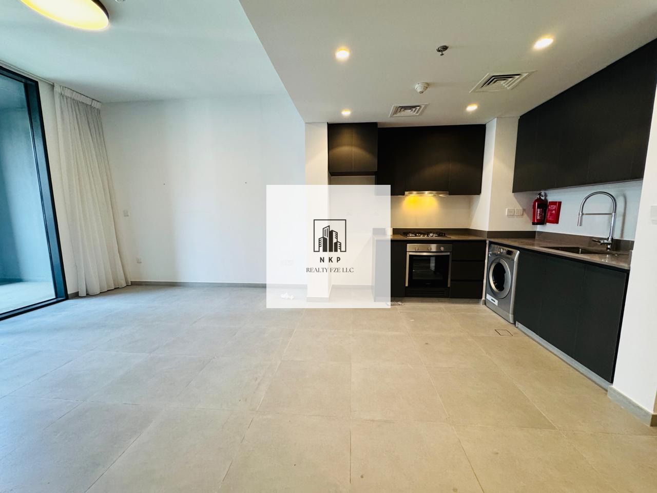 Specious luxury 2bedroom apartment for rent