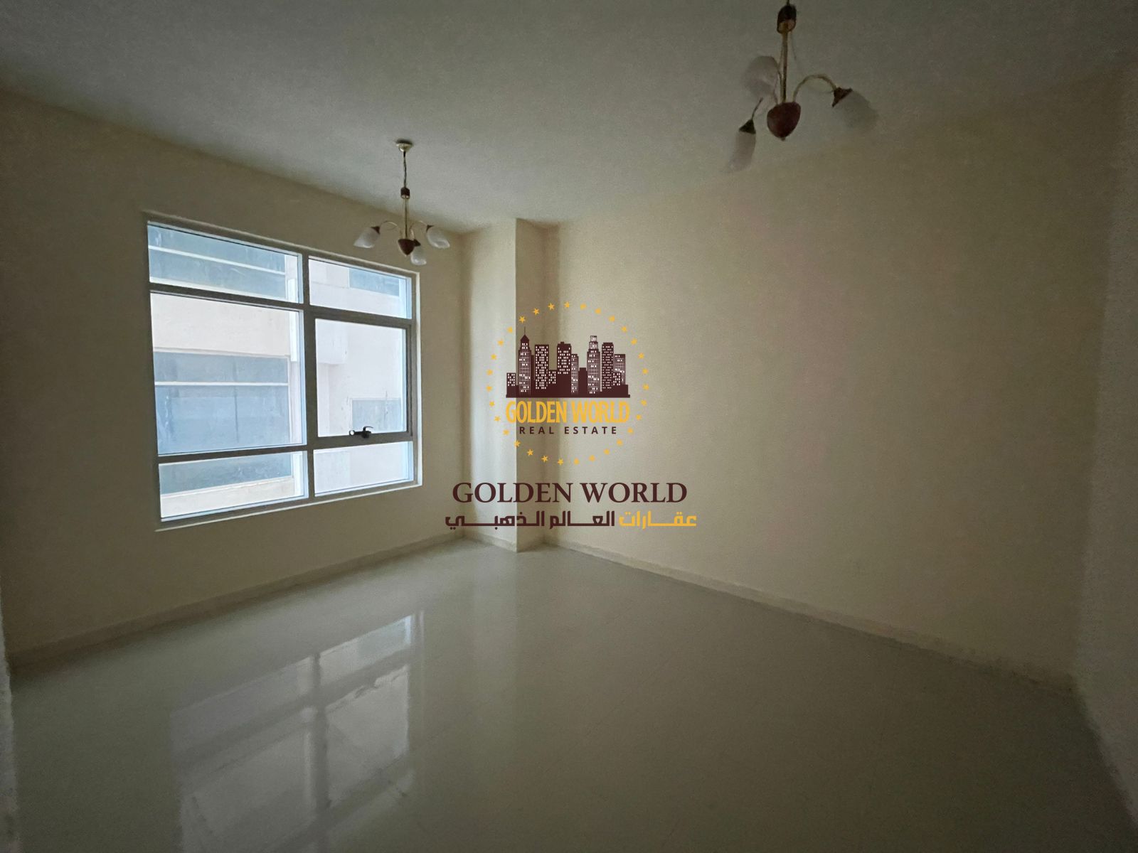 1-bedroom apartment in Al Taawun, Sharjah. 1 bath, lively area, free maintenance, central gas, 24/7 security. 40,000 AED yearly, split via Tabby/Tamar