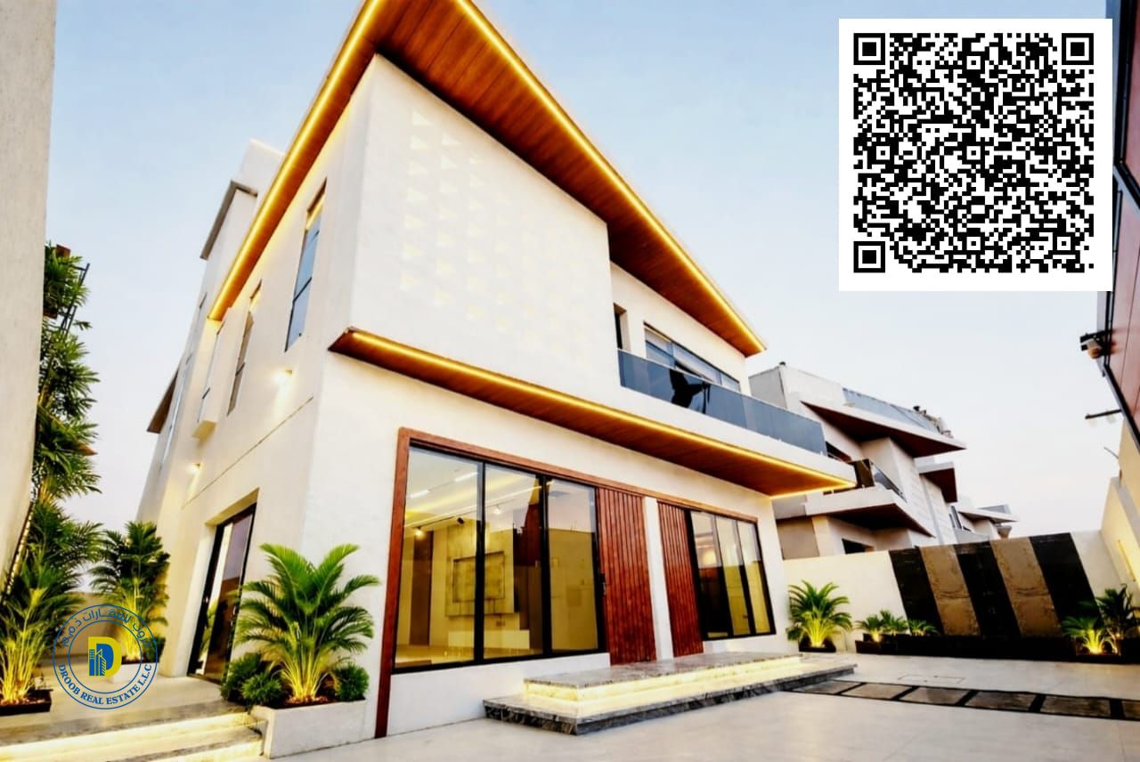 For sale in the prestigious Al Helio 2 area of Ajman: a luxurious 5-bedroom villa with a rooftop terrace, including registration fees, at an attract