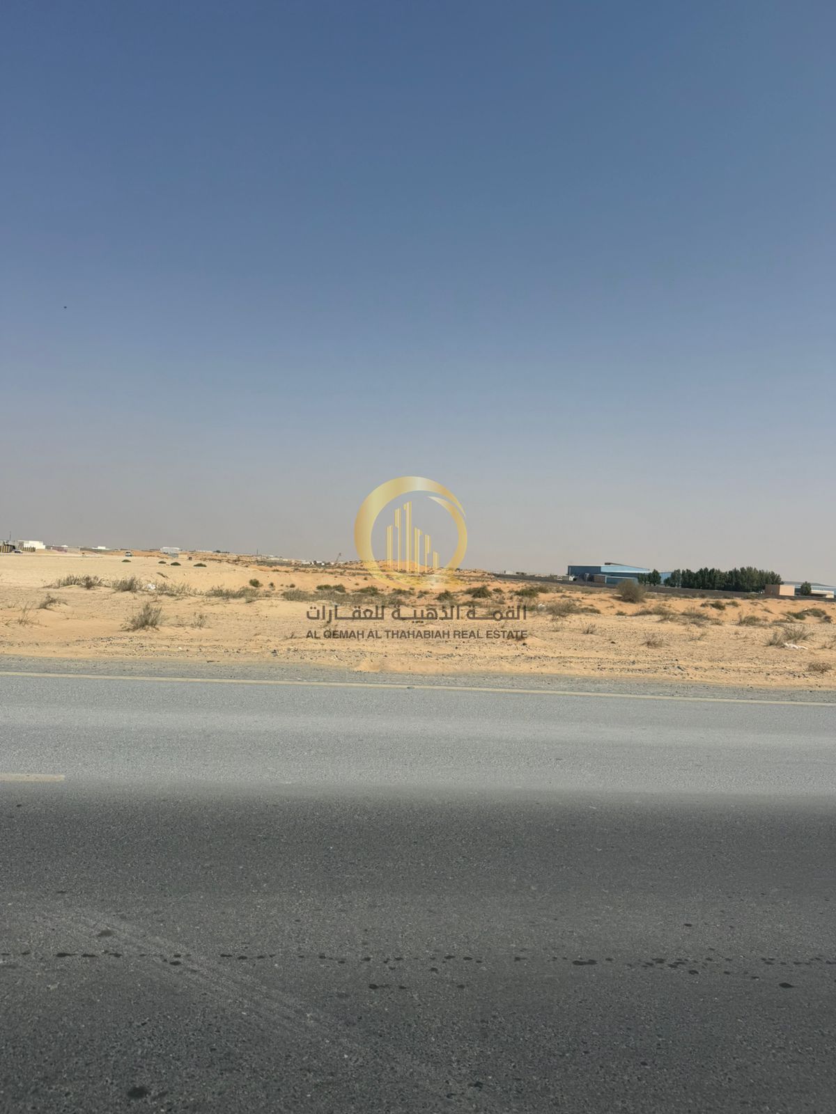 For sale: industrial land in the Al-Sajaa Industrial Area Industrial (Sheikh Faisal) Excellent location near the UAE border Prime area of 26,800 sq ft