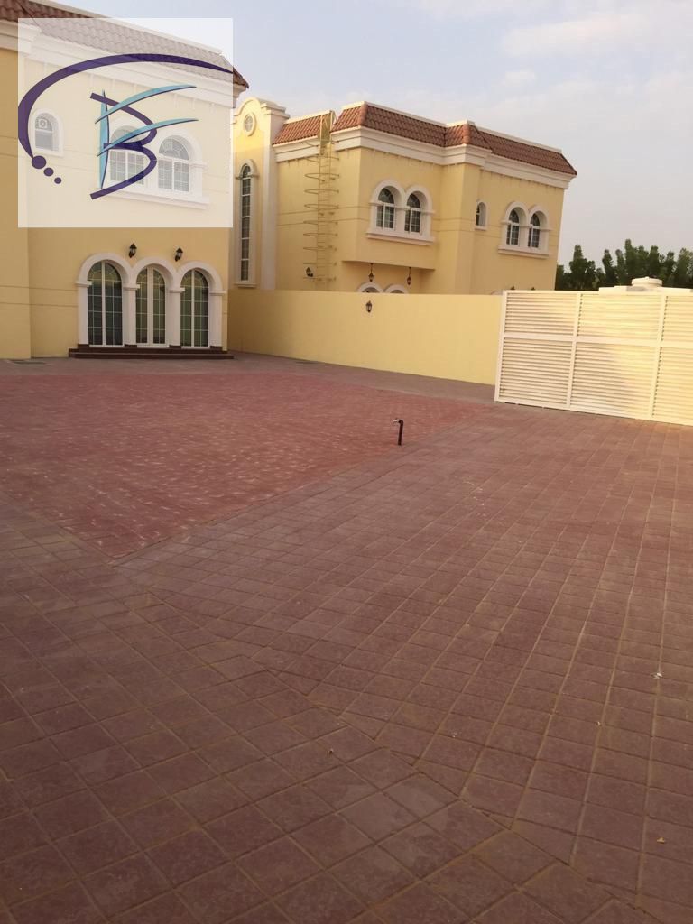 Commercial Villa for Rent