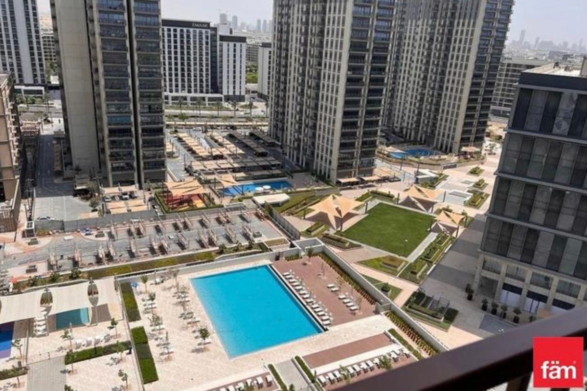 Chiller Free | Emaar | Perfect Pool View