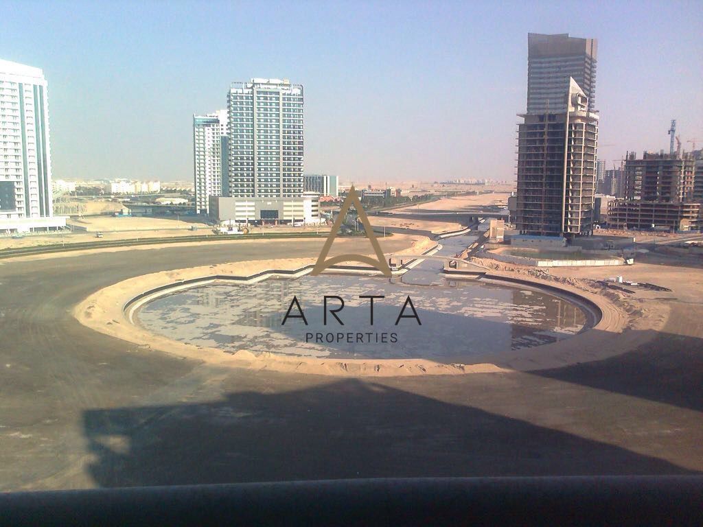 SPACIOUS | PRIME LOCATION | FULL CANAL VIEW