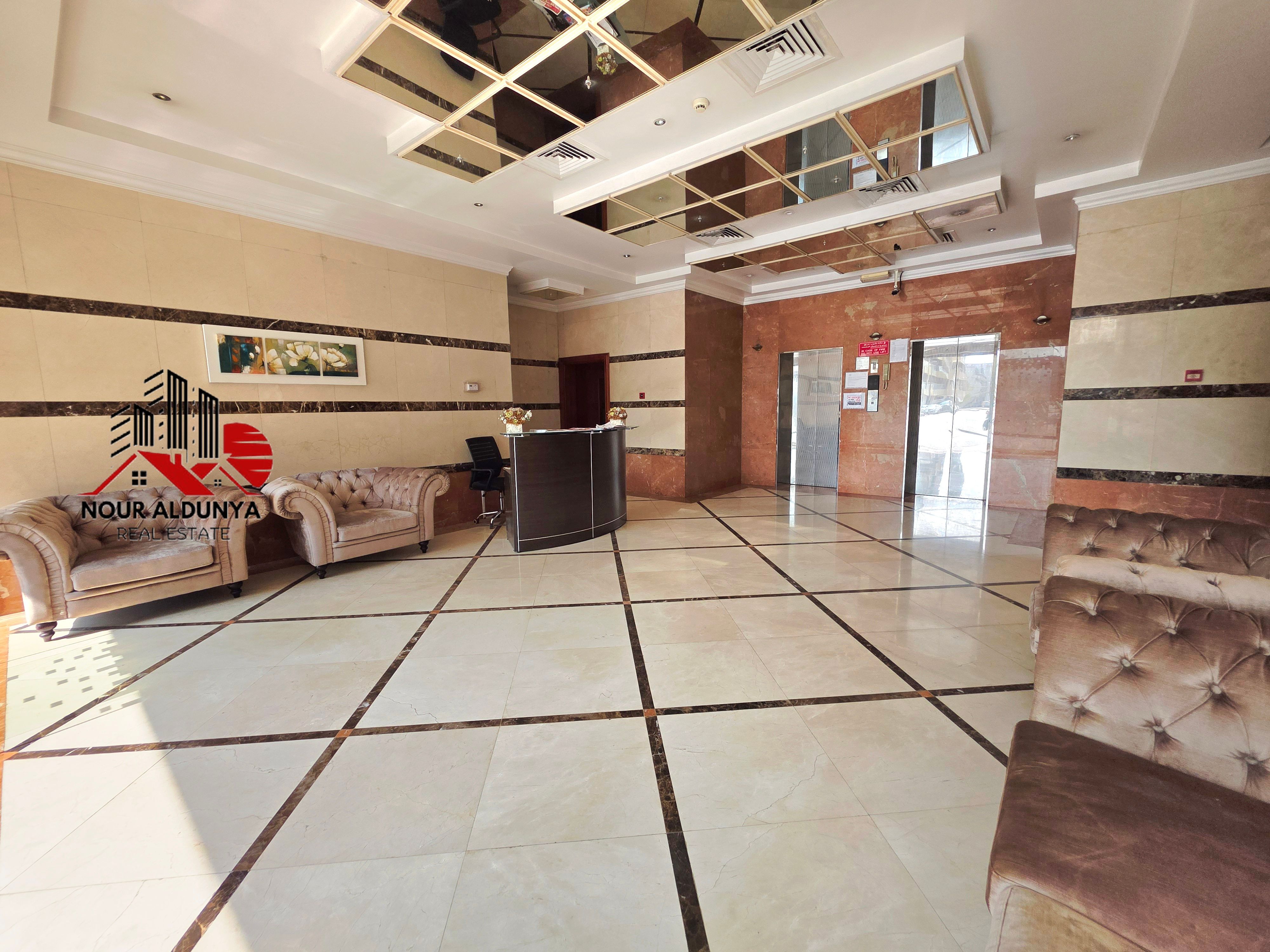 FRONT OF METRO. SUPER LUXURIOUS 2BHK. BOTH MASTER BEDROOM. 3 WASHROOM. BALCONY. FAMILY ONLY