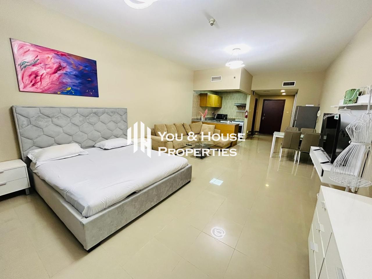 Spacious Studio Apartment I Fully Furnished I Ready to Move