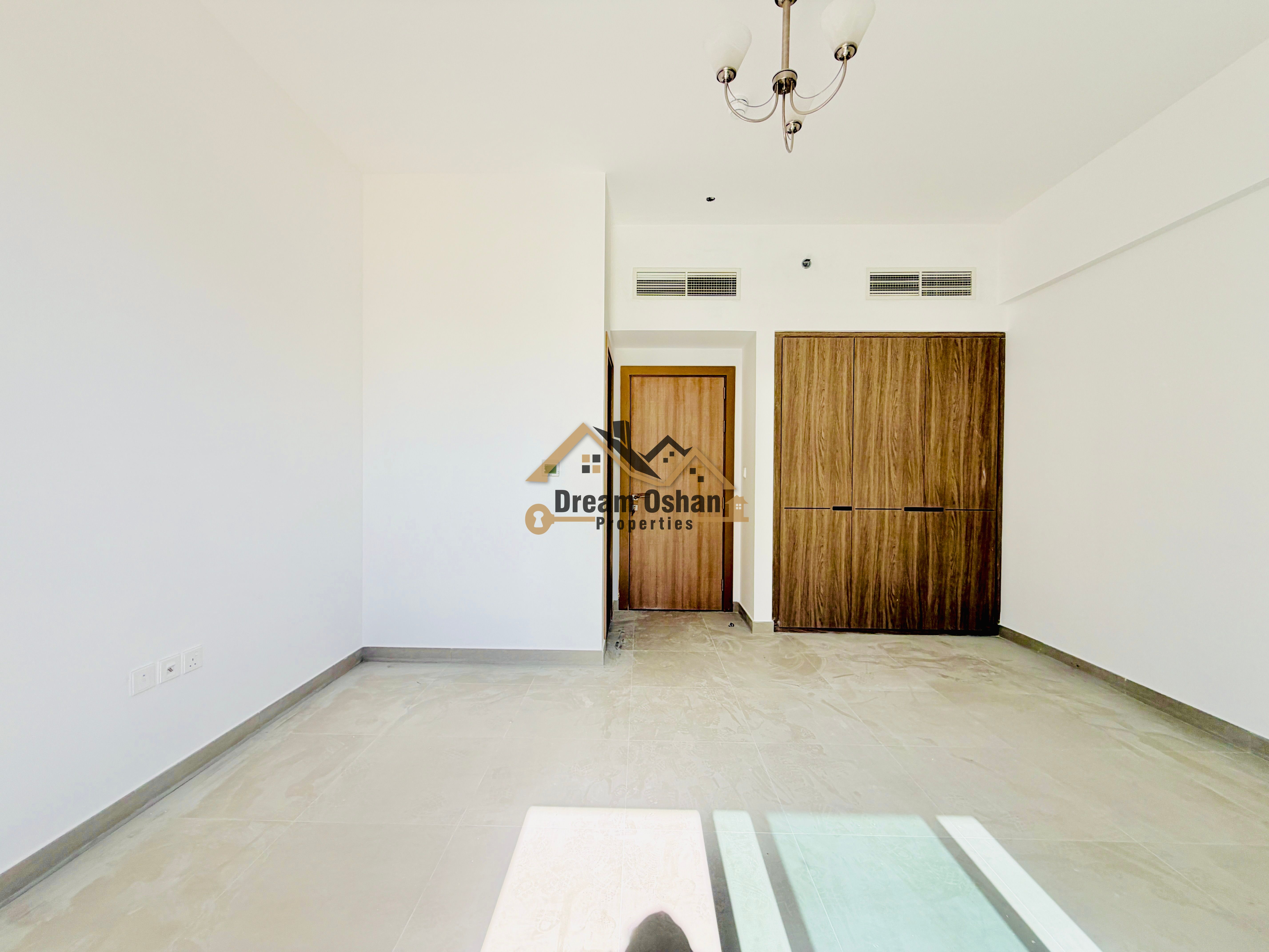 IN 6 CHEQUES - BRAND NEW - GYM POOL - READY TO MOVE